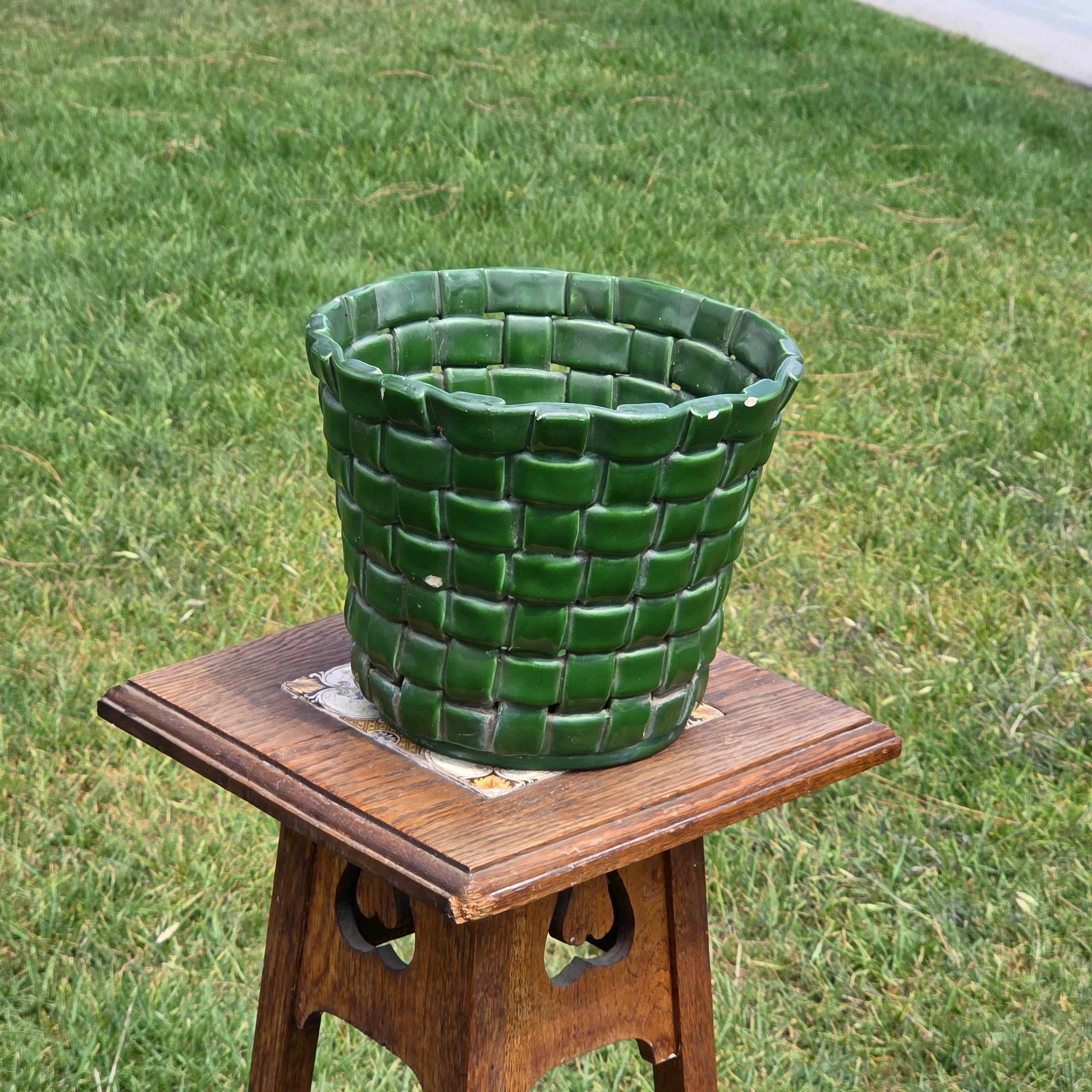 Vintage Italian Pottery Basket Weave Planter Green Glazed Made in Italy 9" 1092