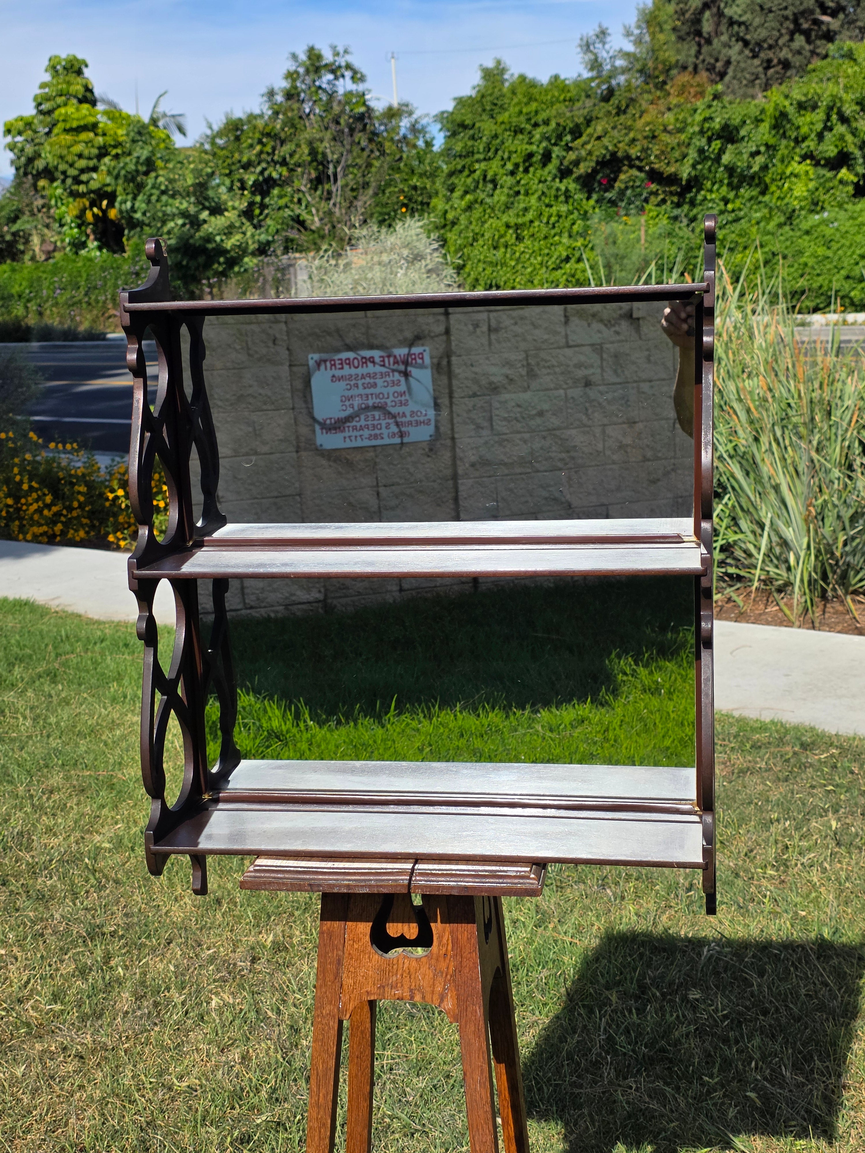 Vintage Mirrored Wall Shelf Fretwork 3 Tier Display Rack Plate Groove Mahogany