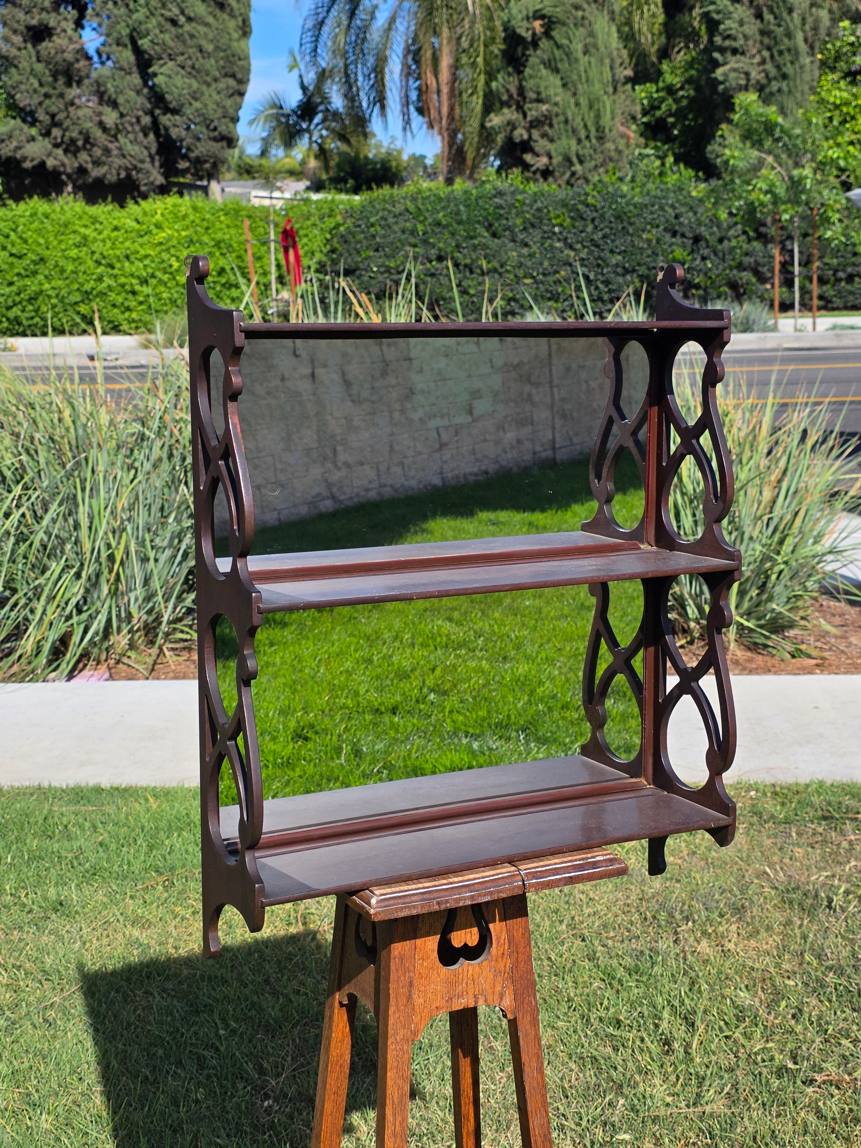 Vintage Mirrored Wall Shelf Fretwork 3 Tier Display Rack Plate Groove Mahogany