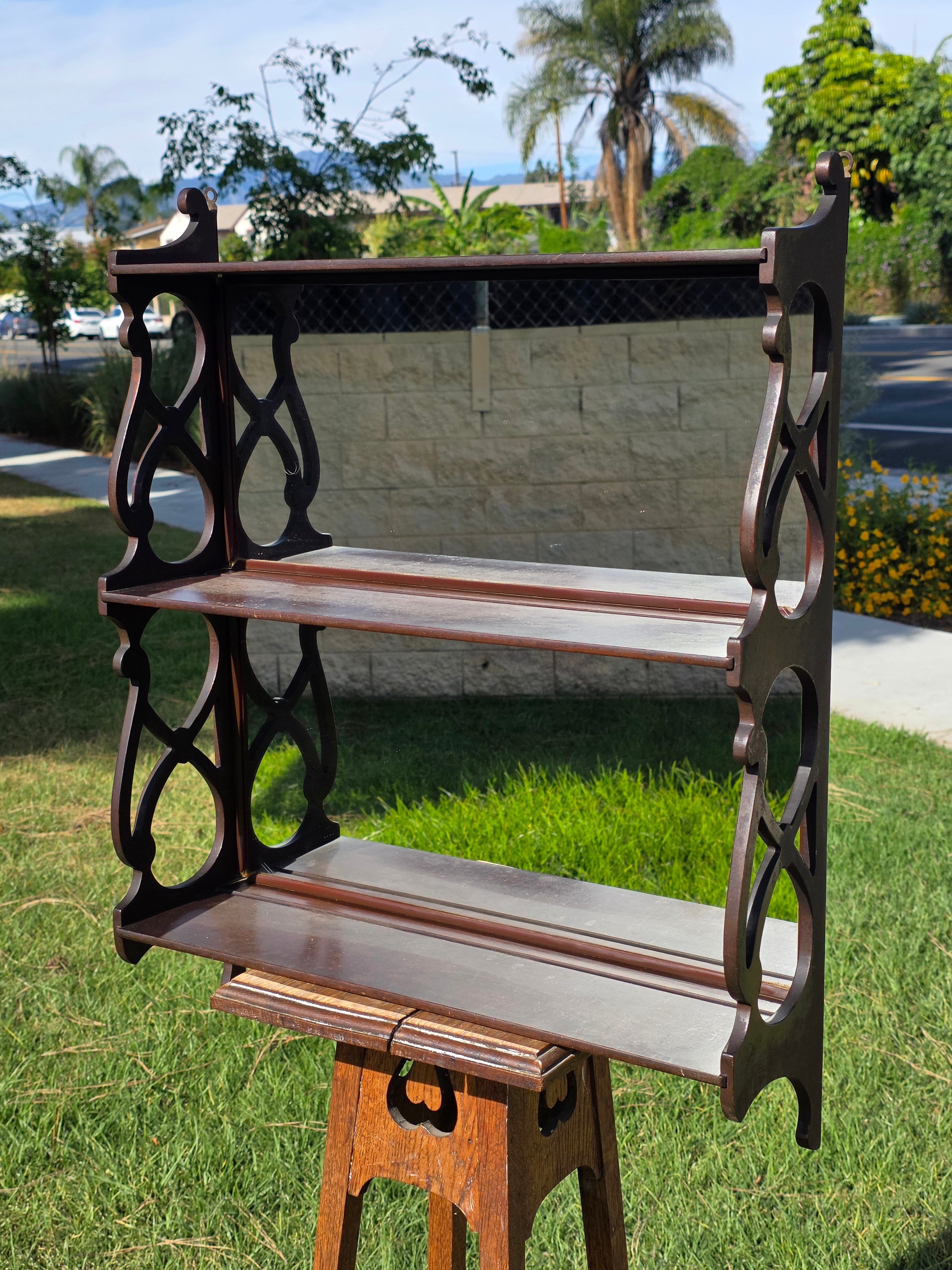 Vintage Mirrored Wall Shelf Fretwork 3 Tier Display Rack Plate Groove Mahogany