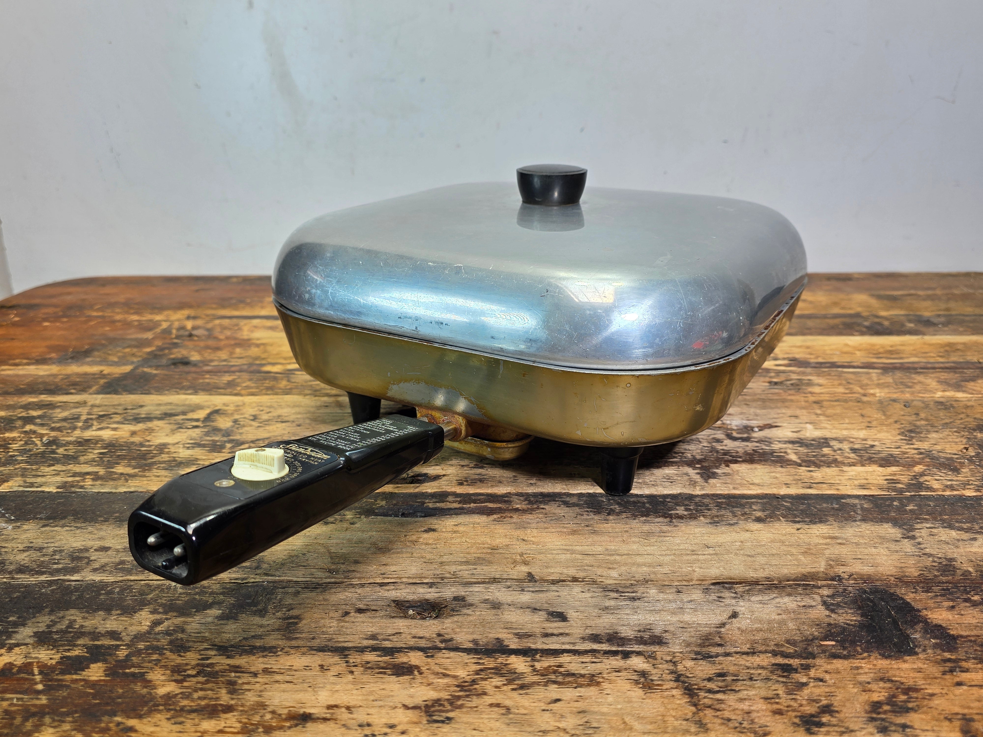 Vintage Sunbeam Automatic Electric Frypan Model FP-L MCM Aluminum Skillet W/ Lid