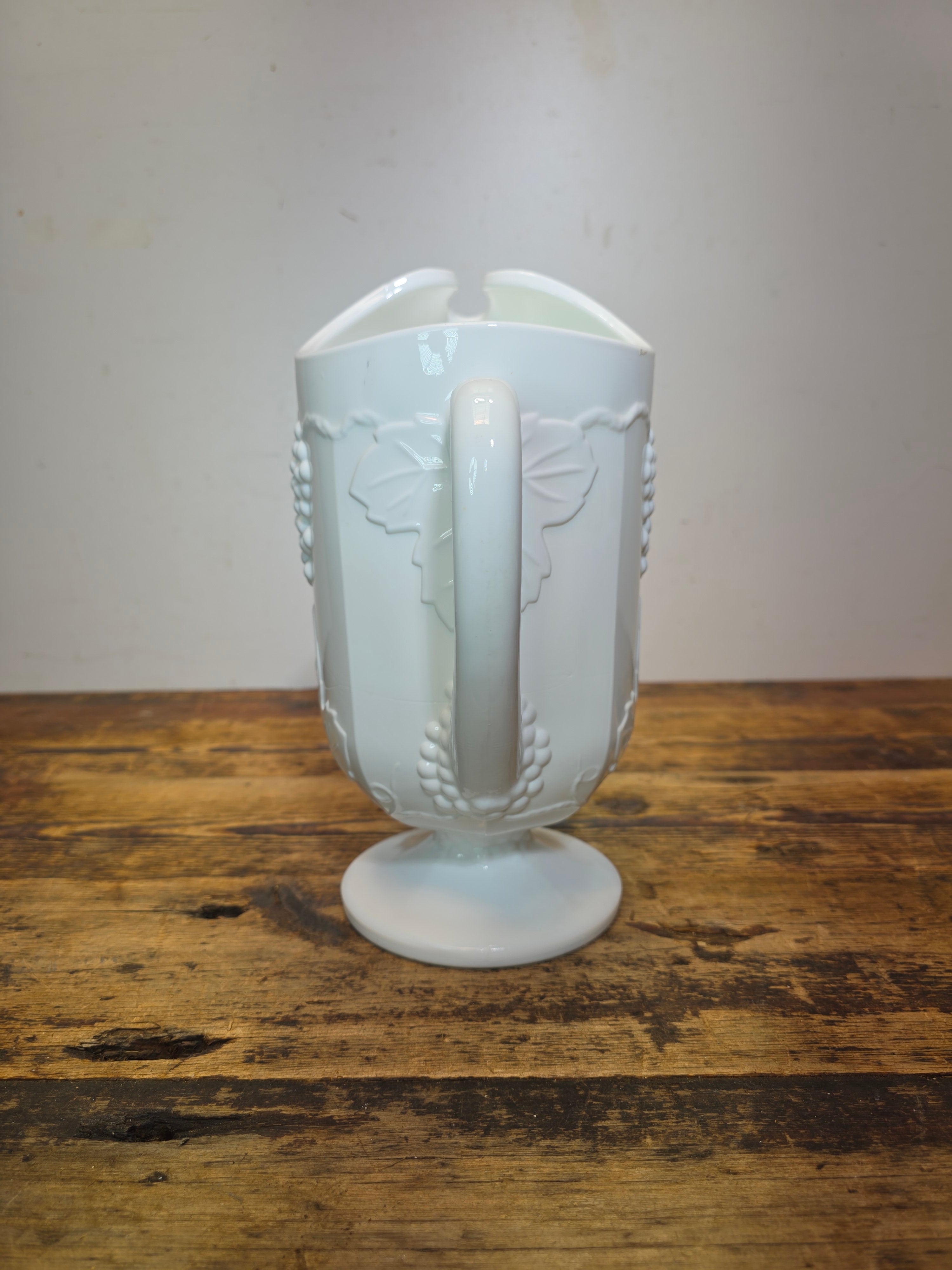 Vintage Indiana Glass Colony Harvest Grape Pitcher 9 Cups Garland Fruit Bowl Set