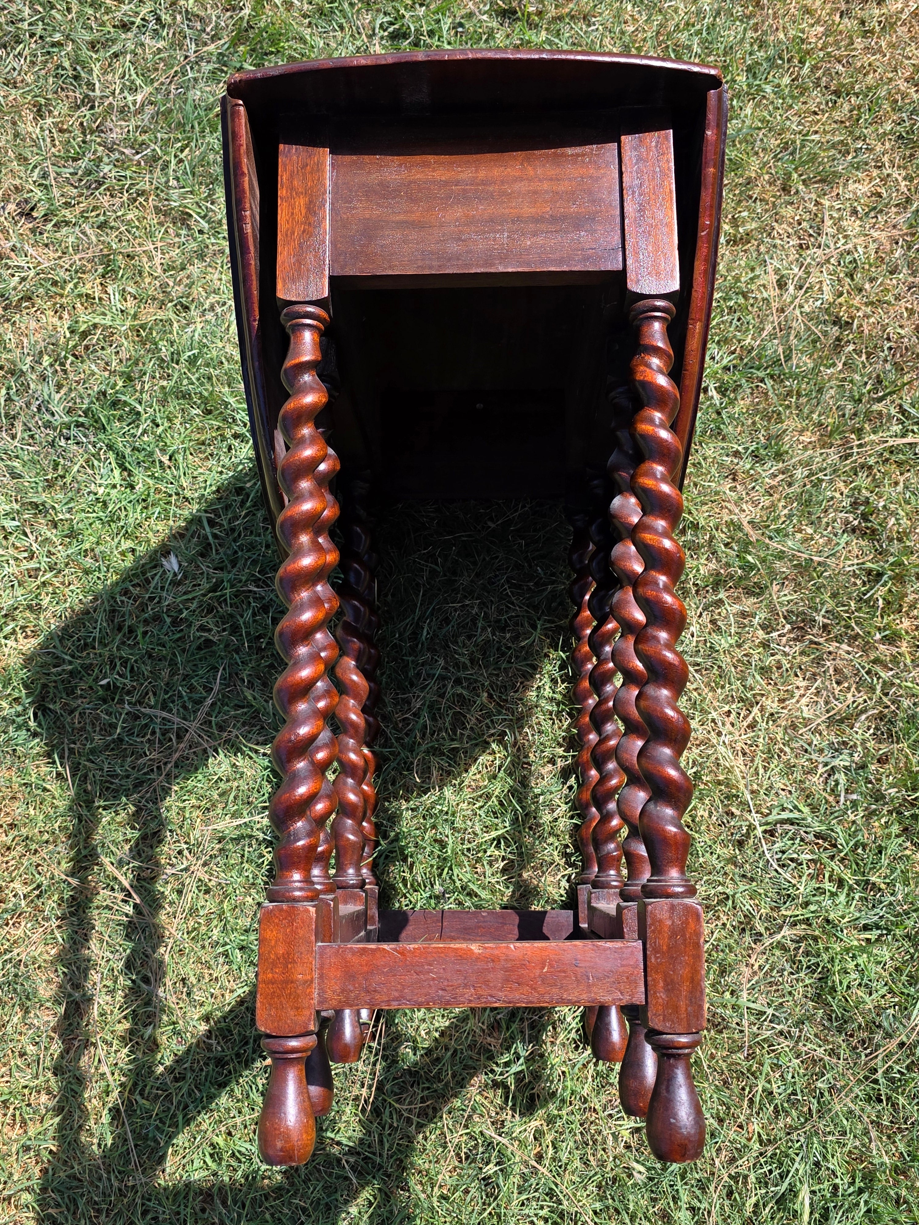 Vintage Barley Twist Gateleg Table Small Drop Leaf Oval Oak Side Accent Table