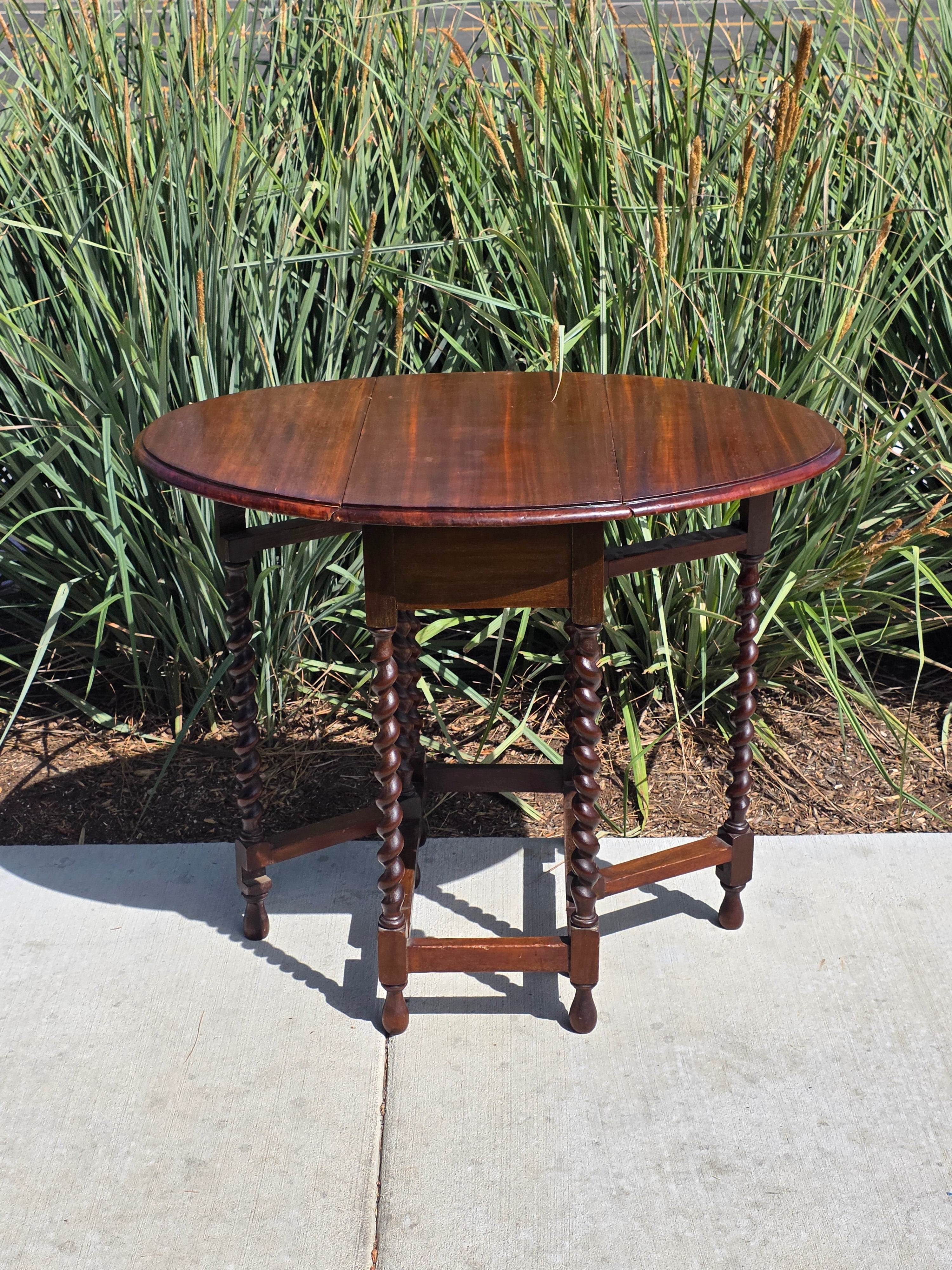 Vintage Barley Twist Gateleg Table Small Drop Leaf Oval Oak Side Accent Table