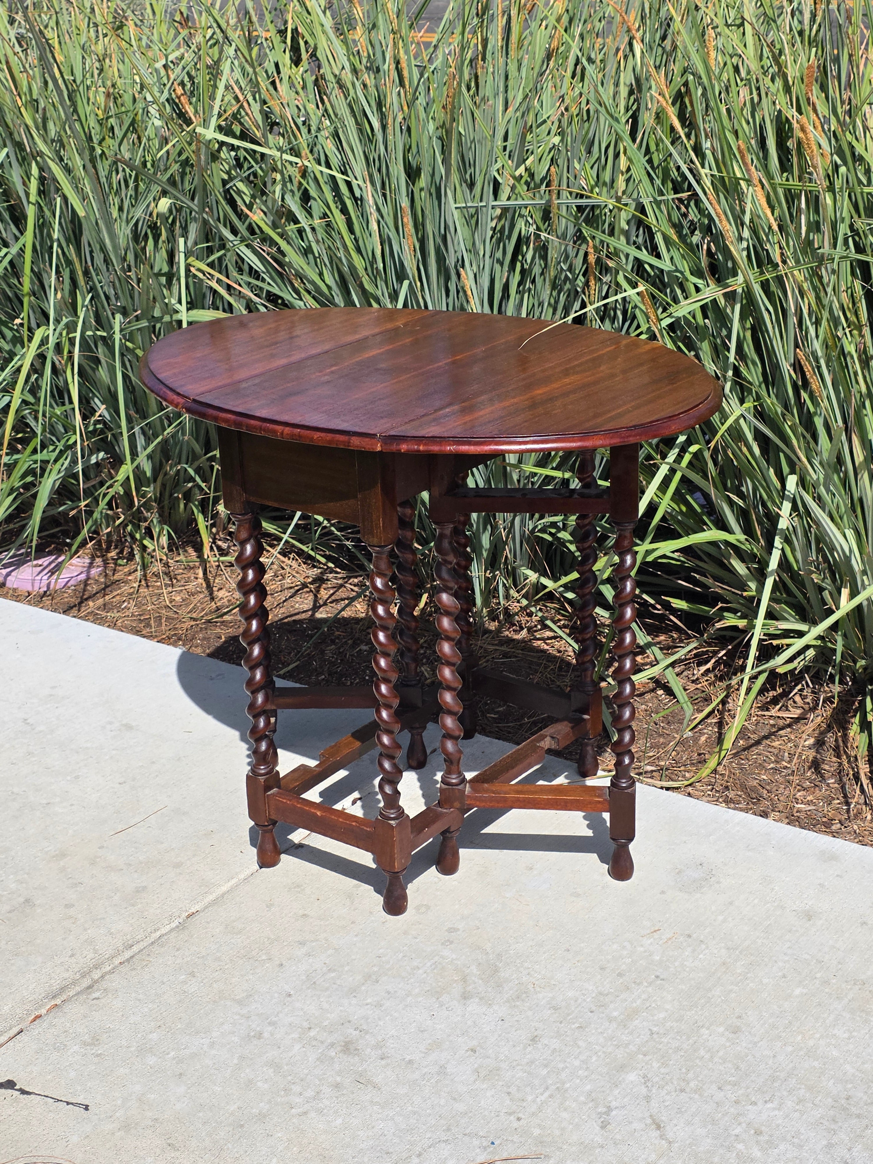 Vintage Barley Twist Gateleg Table Small Drop Leaf Oval Oak Side Accent Table
