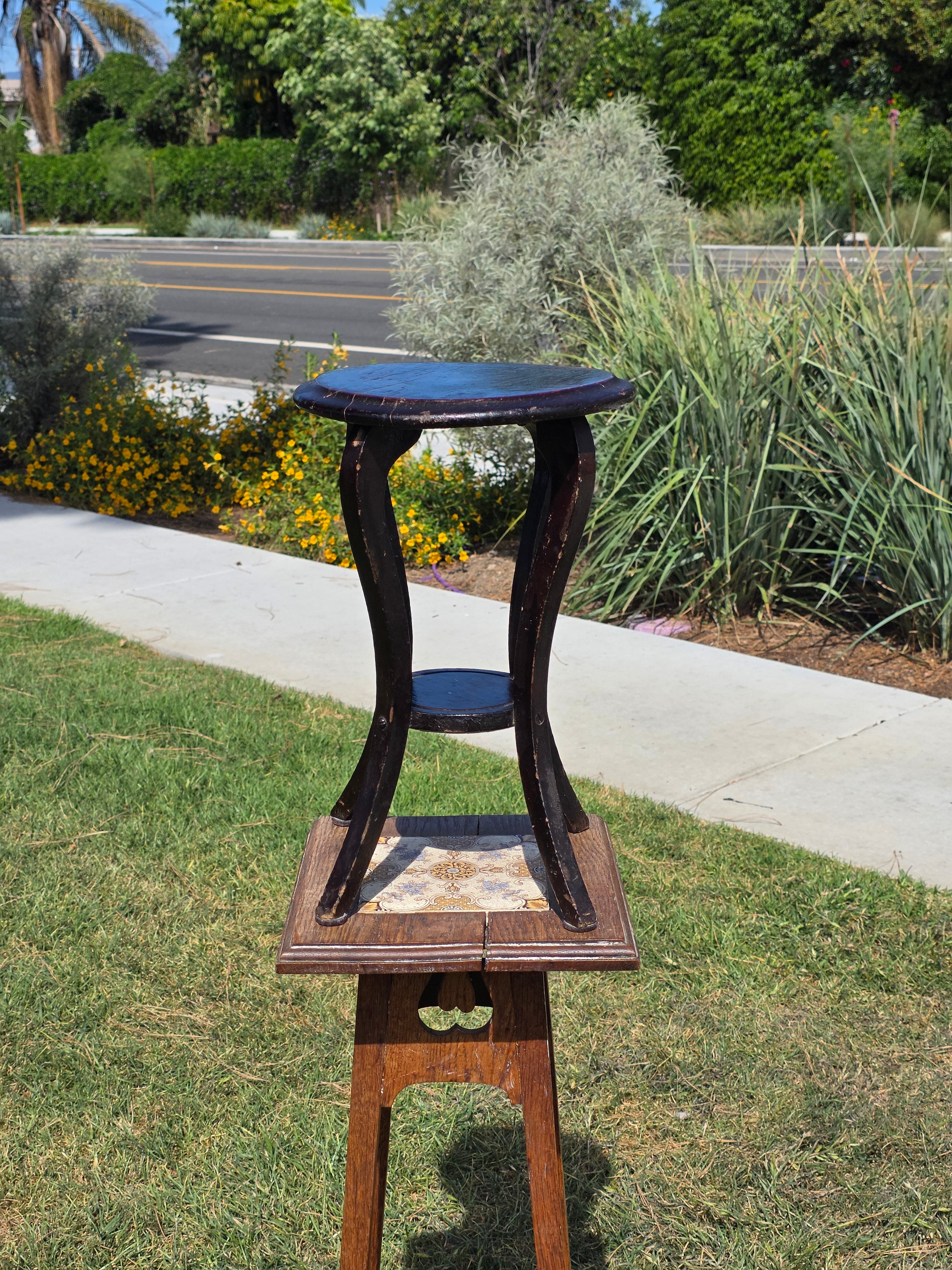 Antique Wood Plant Stand Parlor Table 16" Small Round Pedestal Slotted Screws