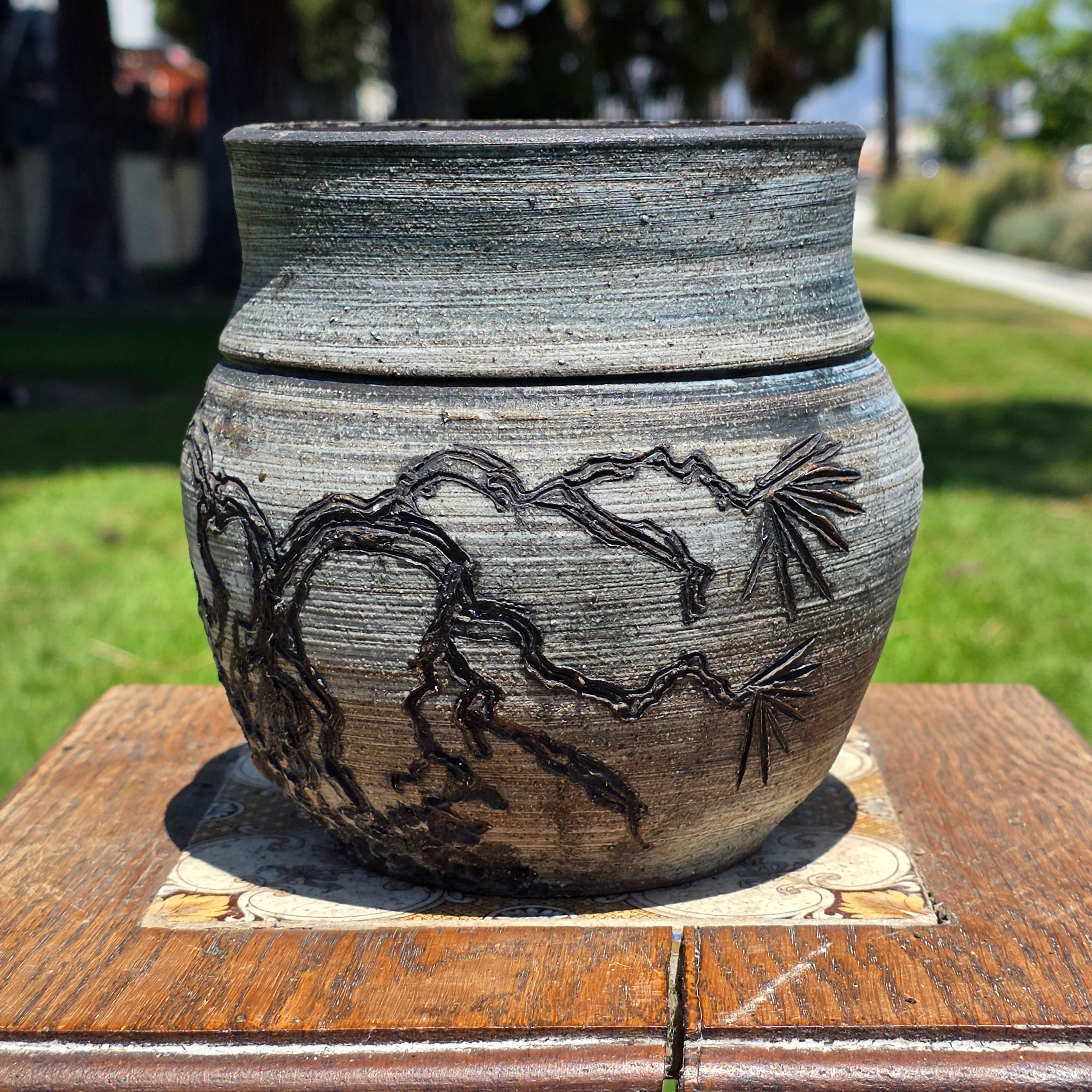 Vintage 1973 Signed HARI Studio Pottery Planter Pine Tree Zen Art 6" Hairline