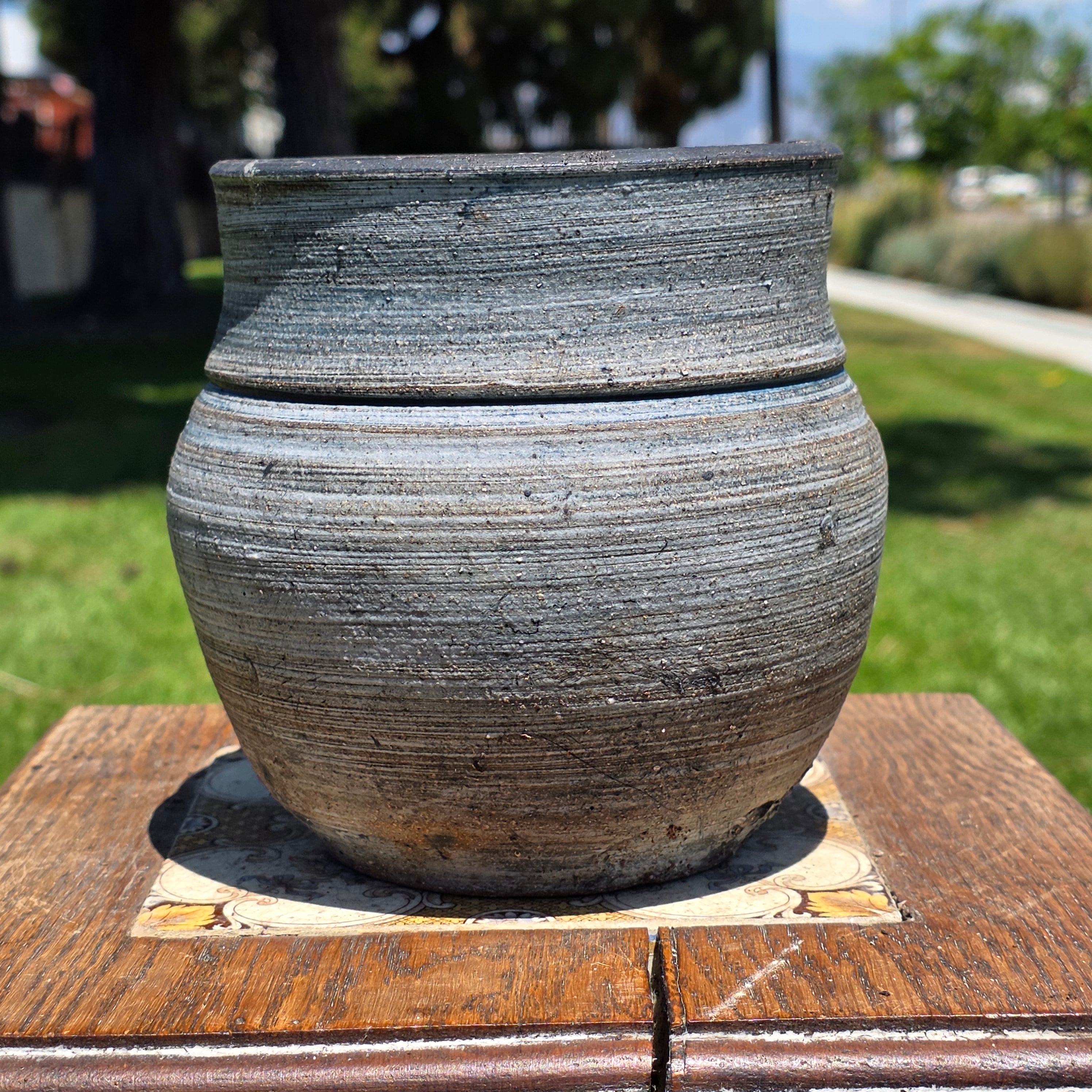 Vintage 1973 Signed HARI Studio Pottery Planter Pine Tree Zen Art 6" Hairline