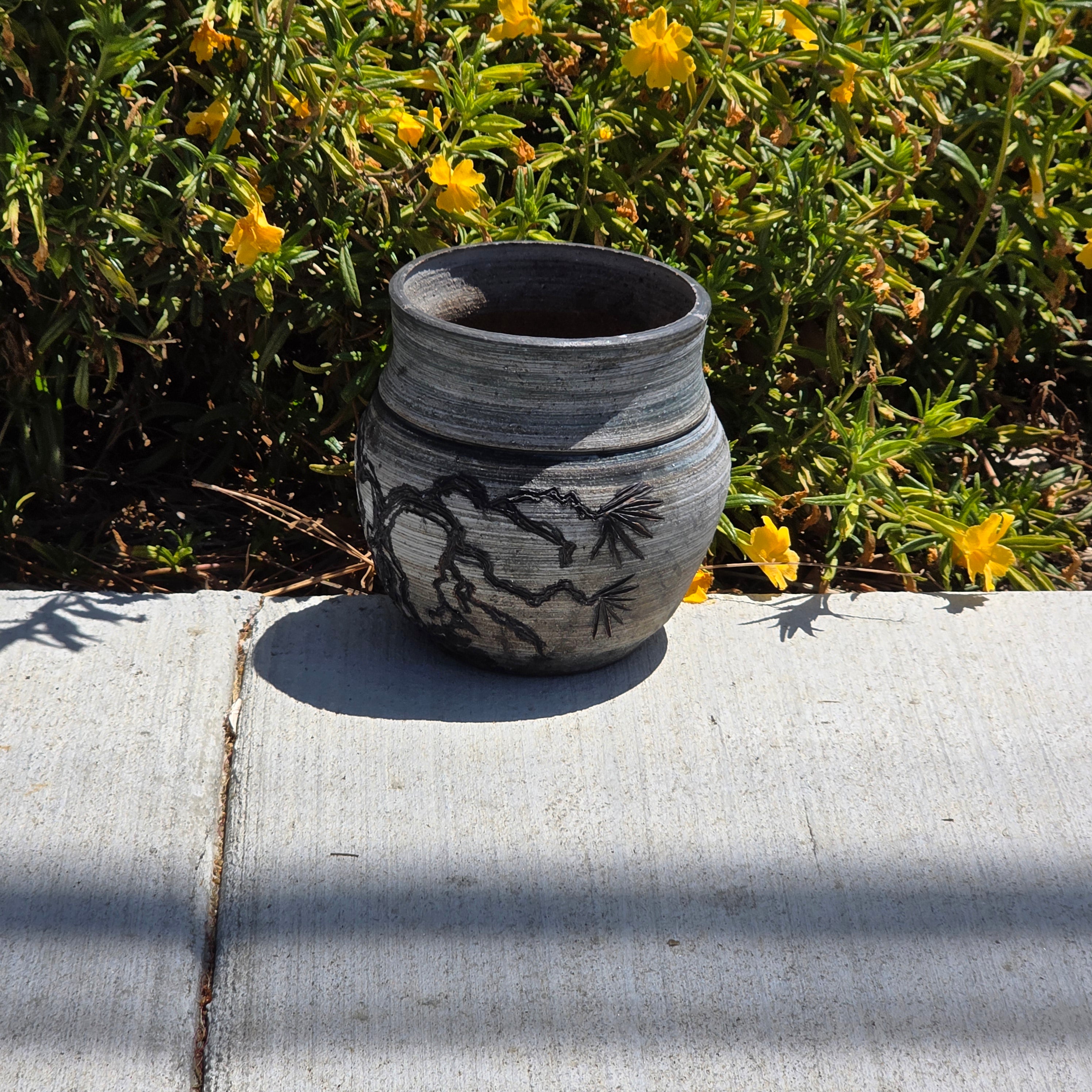 Vintage 1973 Signed HARI Studio Pottery Planter Pine Tree Zen Art 6" Hairline