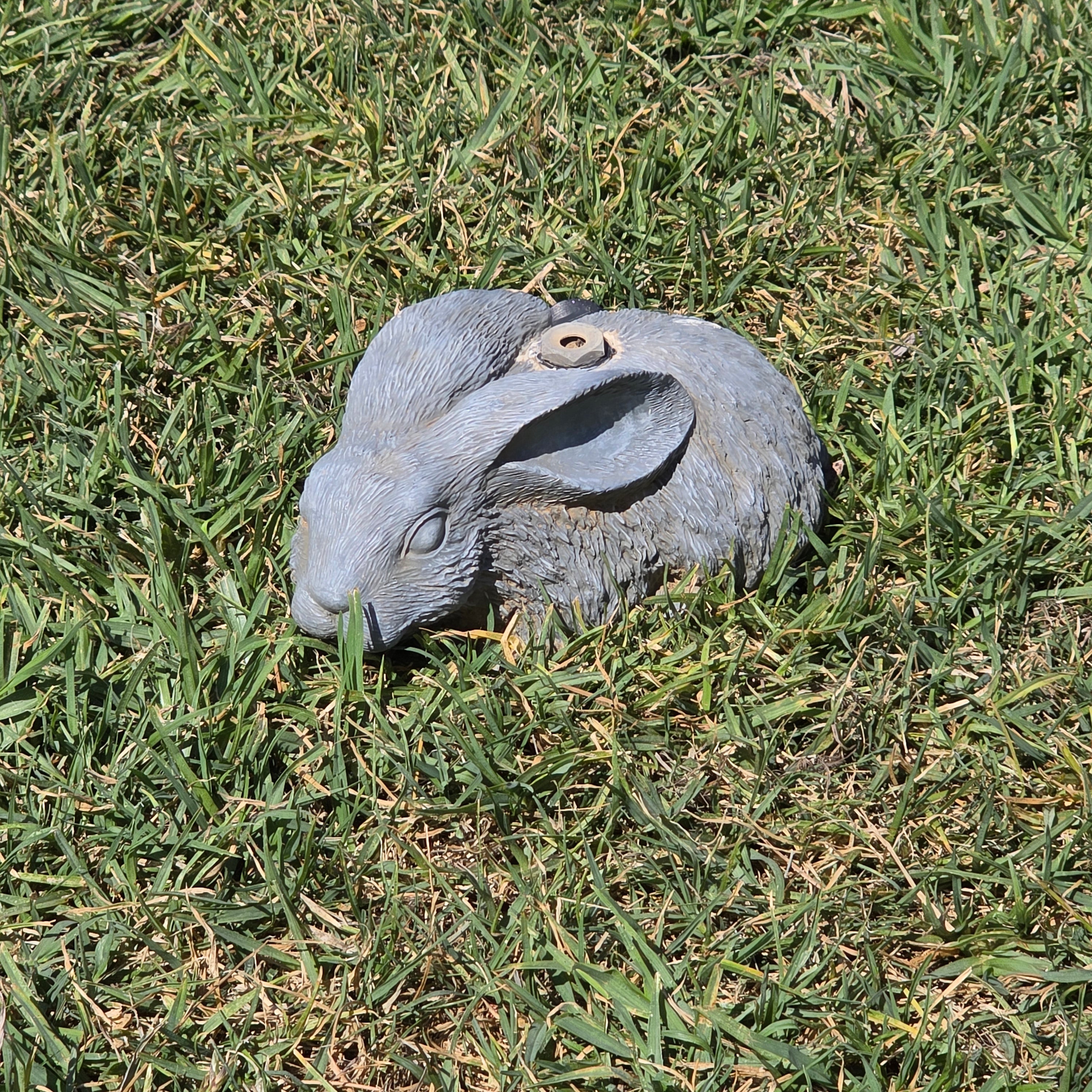 Vintage Rabbit Garden Sprinkler Pale Blue Resin Bunny Fountain Spitter Works