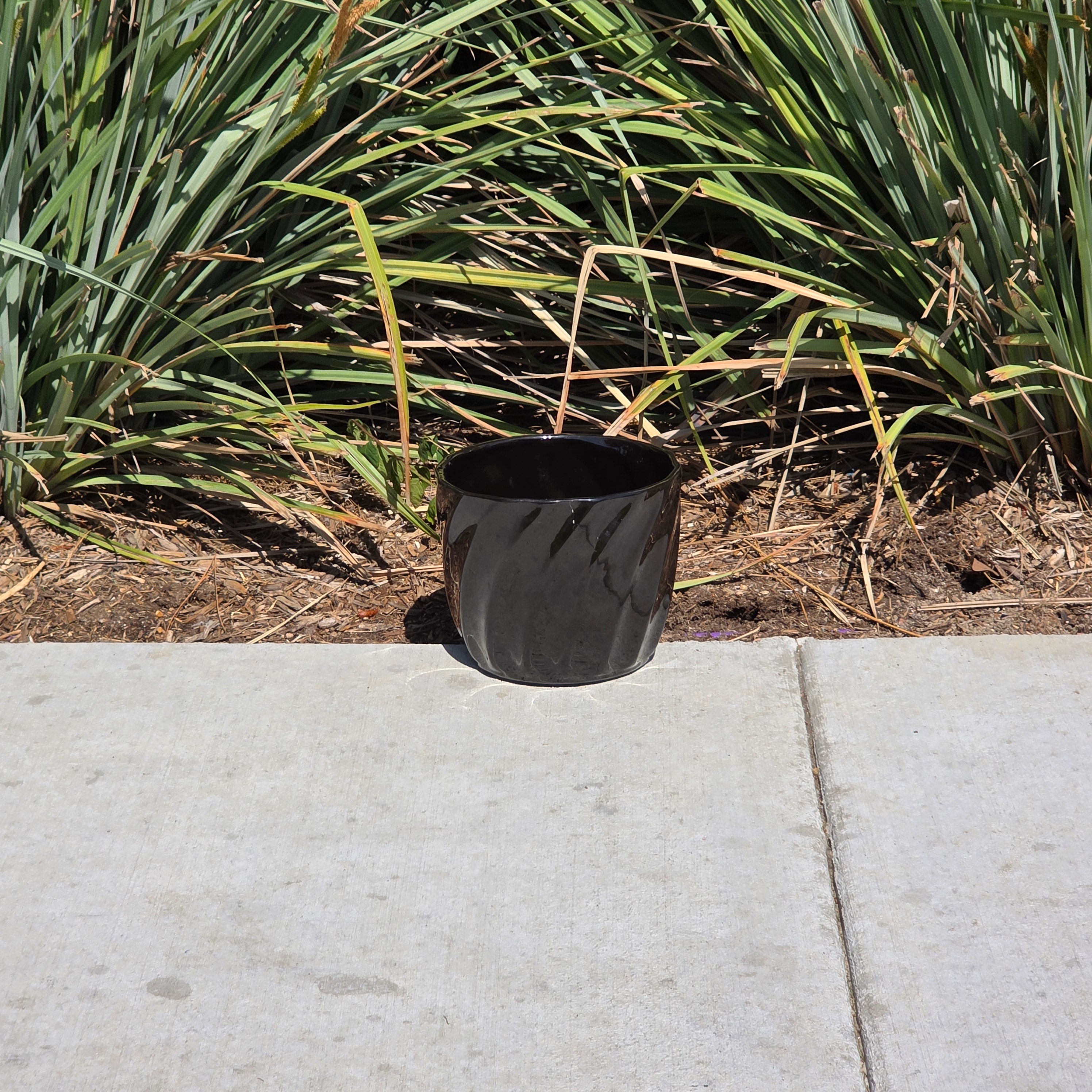 Vintage Keramos Chicago IL USA Black Swirl Planter Mid Century Pottery DS-8