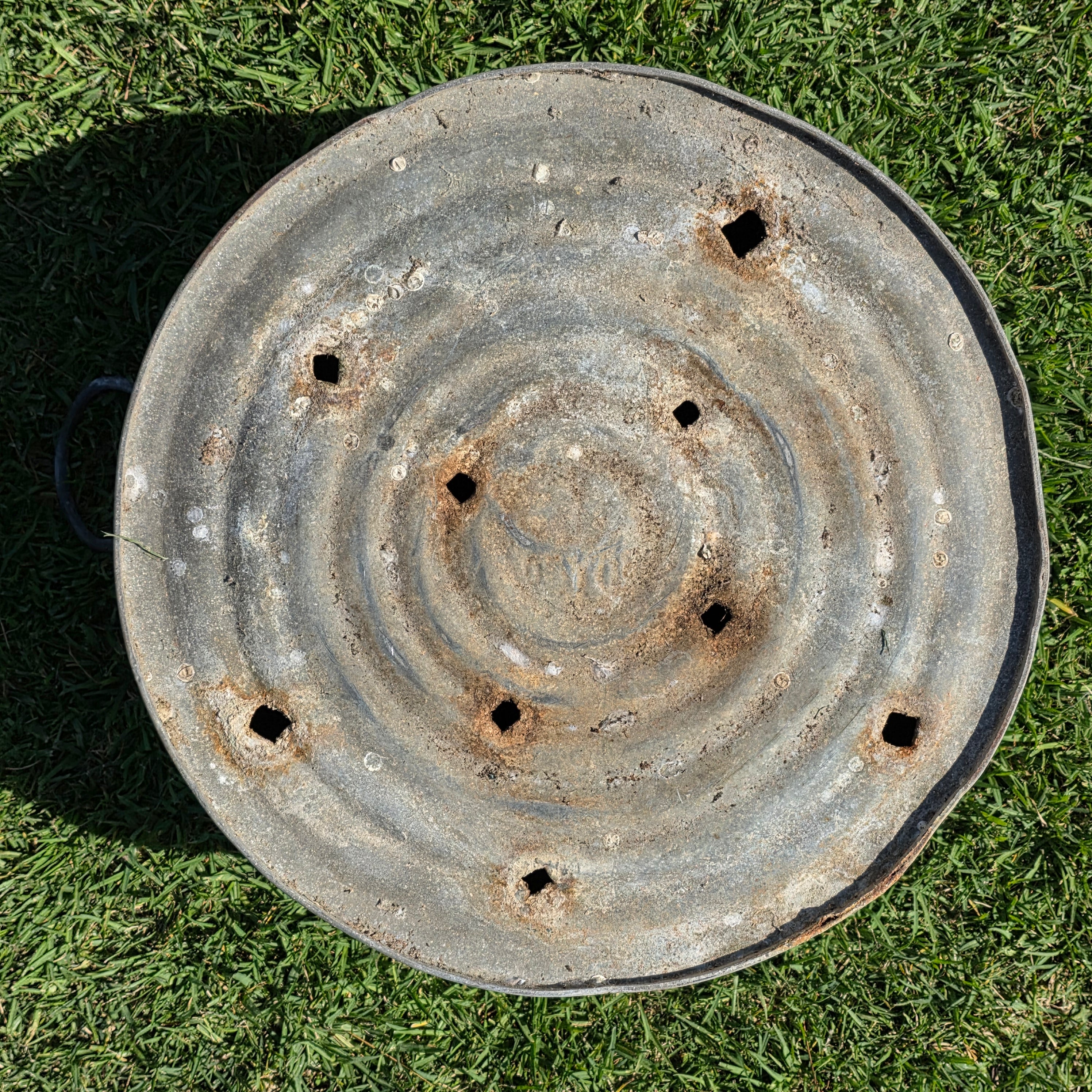Vintage Galvanized Metal Wash Tub Planter Round Large 20" Herb Garden Rustic Pot