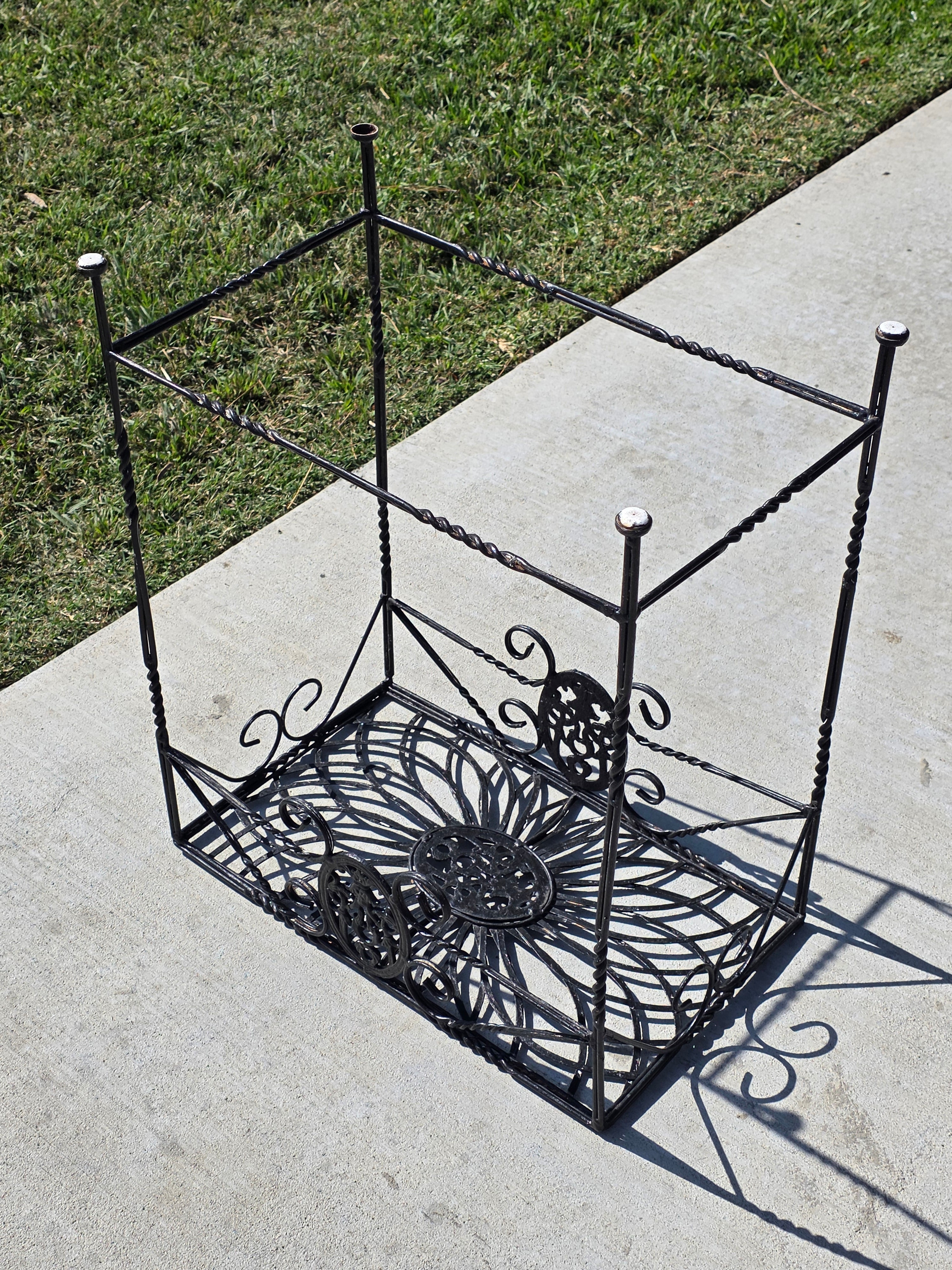 Vintage Grey Steel Plant Stand Shabby Chic Fleur de Lis Style Side Table French
