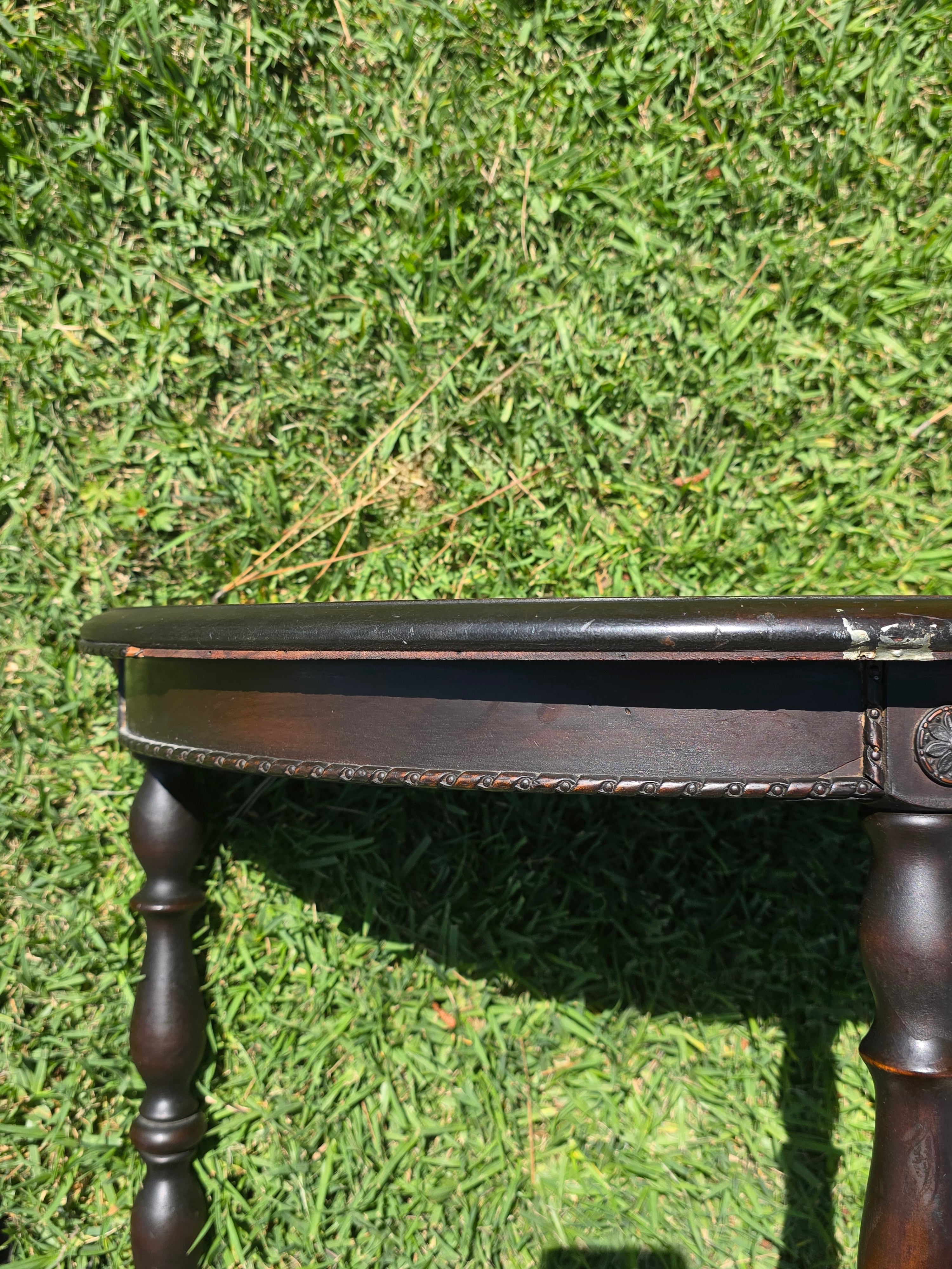Vintage Goshen Novelty Mahogany Side Table Lamp Stand Nightstand 1930s (Damage)