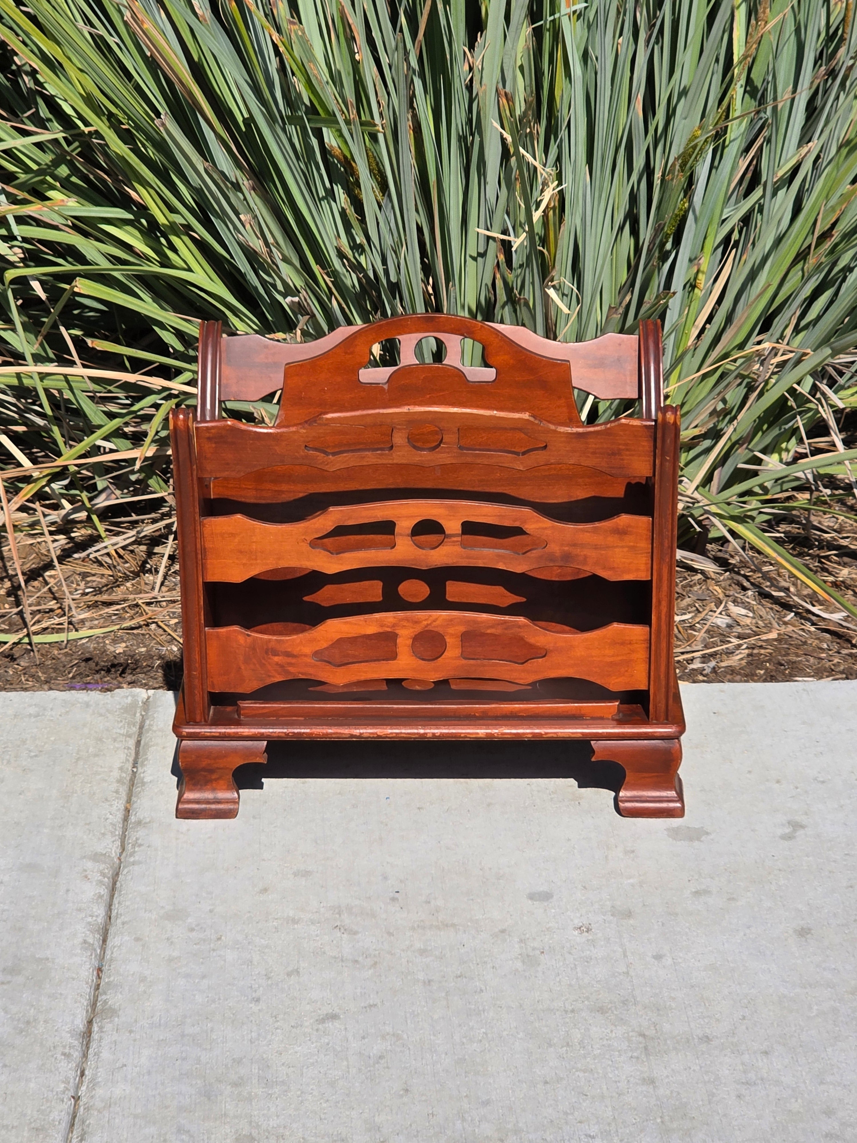 Vintage Butler Wood Magazine Rack Style 734 Mid Century Newspaper Holder Caddy (Damage)