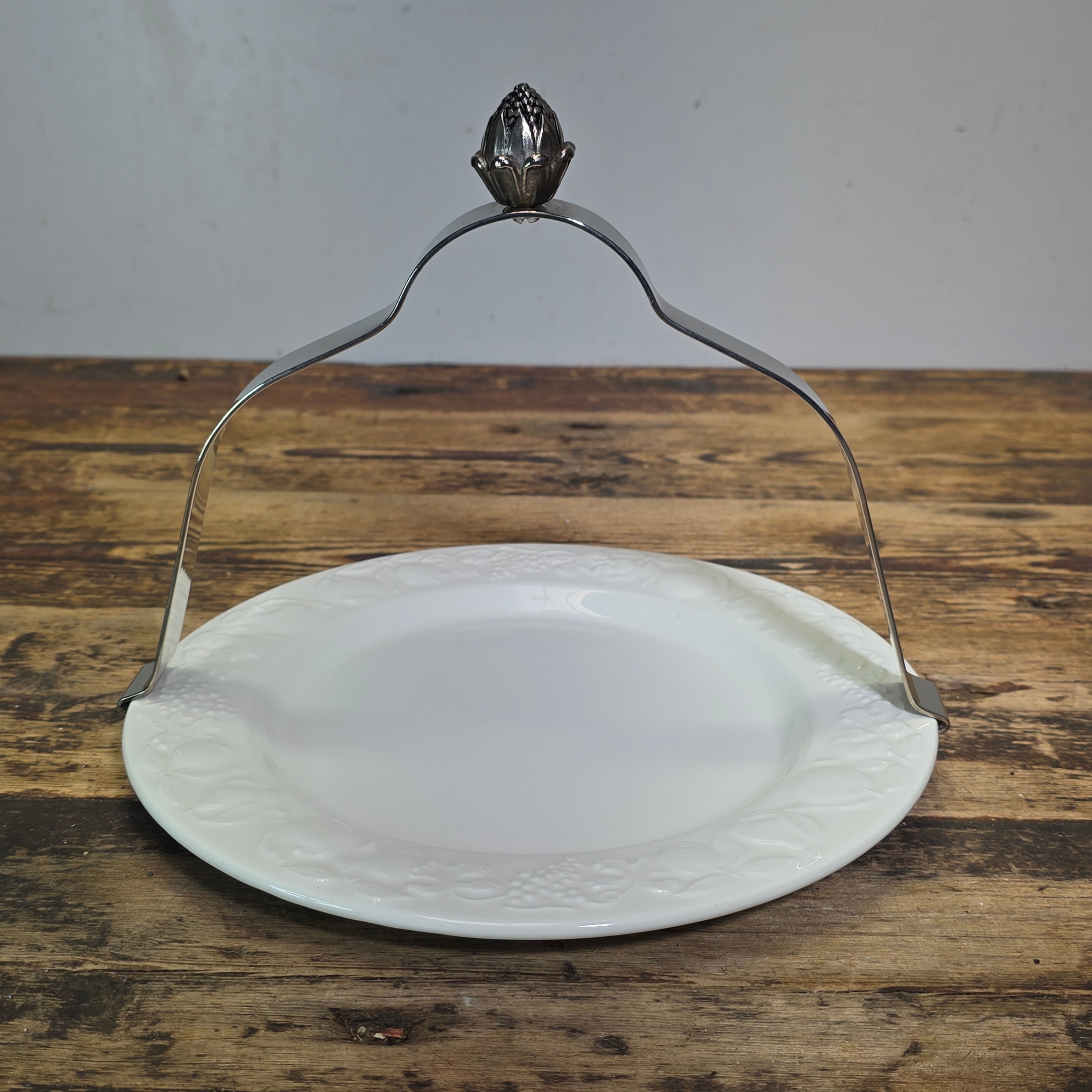Vintage Franco Giorgi Quadrifoglio Italy Embossed Fruit Handle Serving Plate