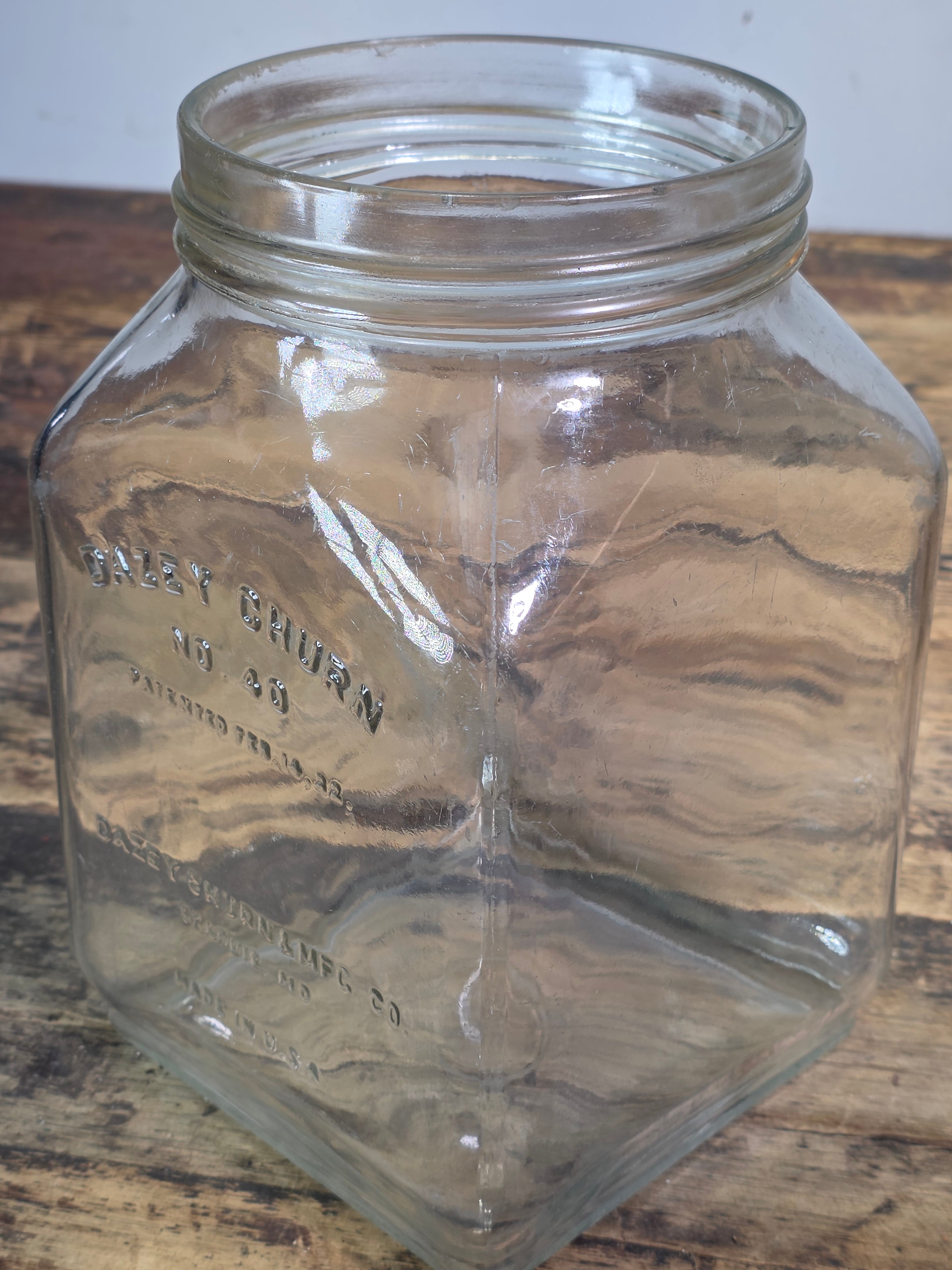 Antique Dazey Butter Churn No 40 Glass Jar 40B Cast Iron Hand Crank Patented 1922