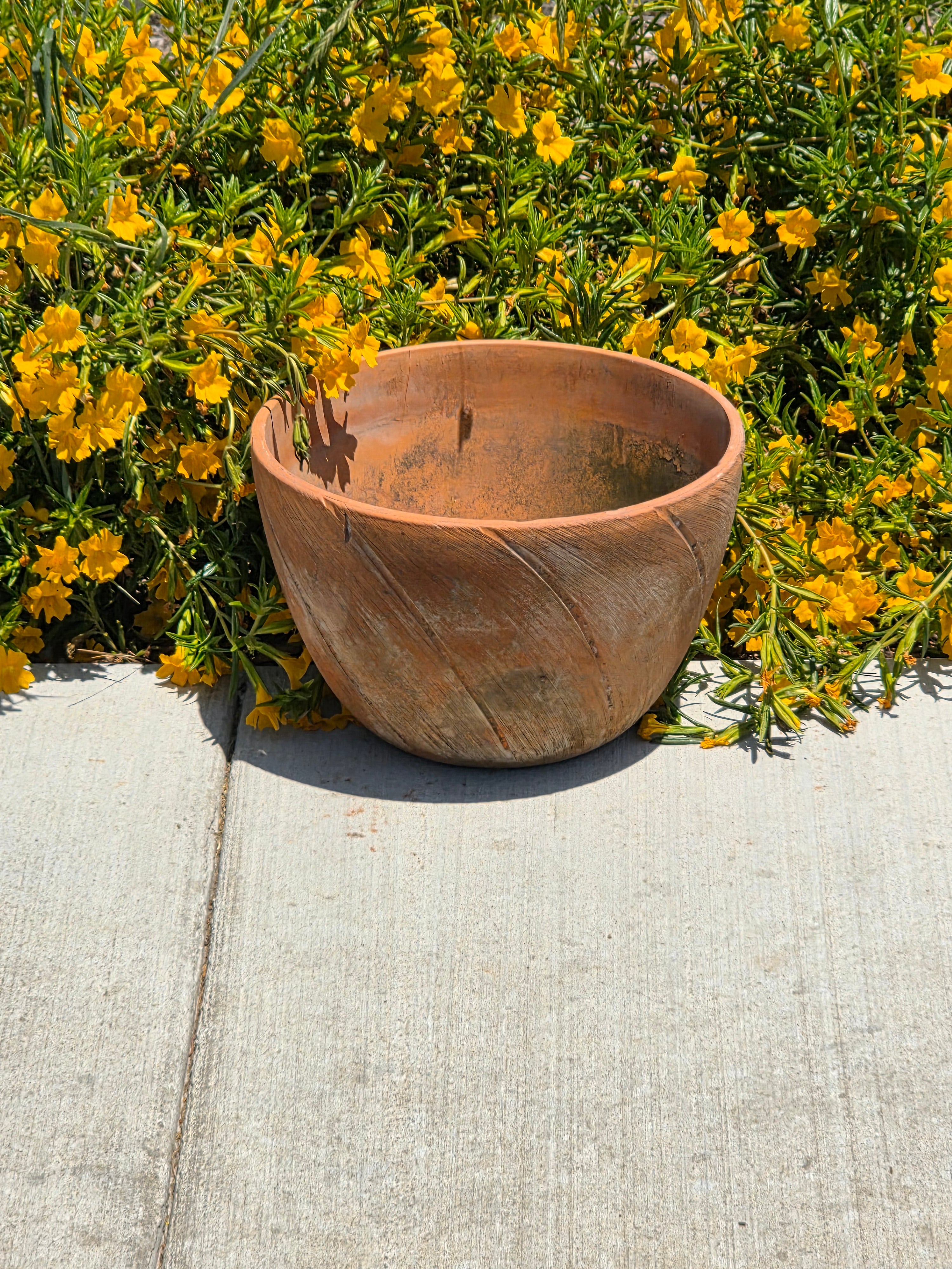 Washington Pottery Liberty Bell Terracotta Planter 13" Swirl Clay Pot Mexico
