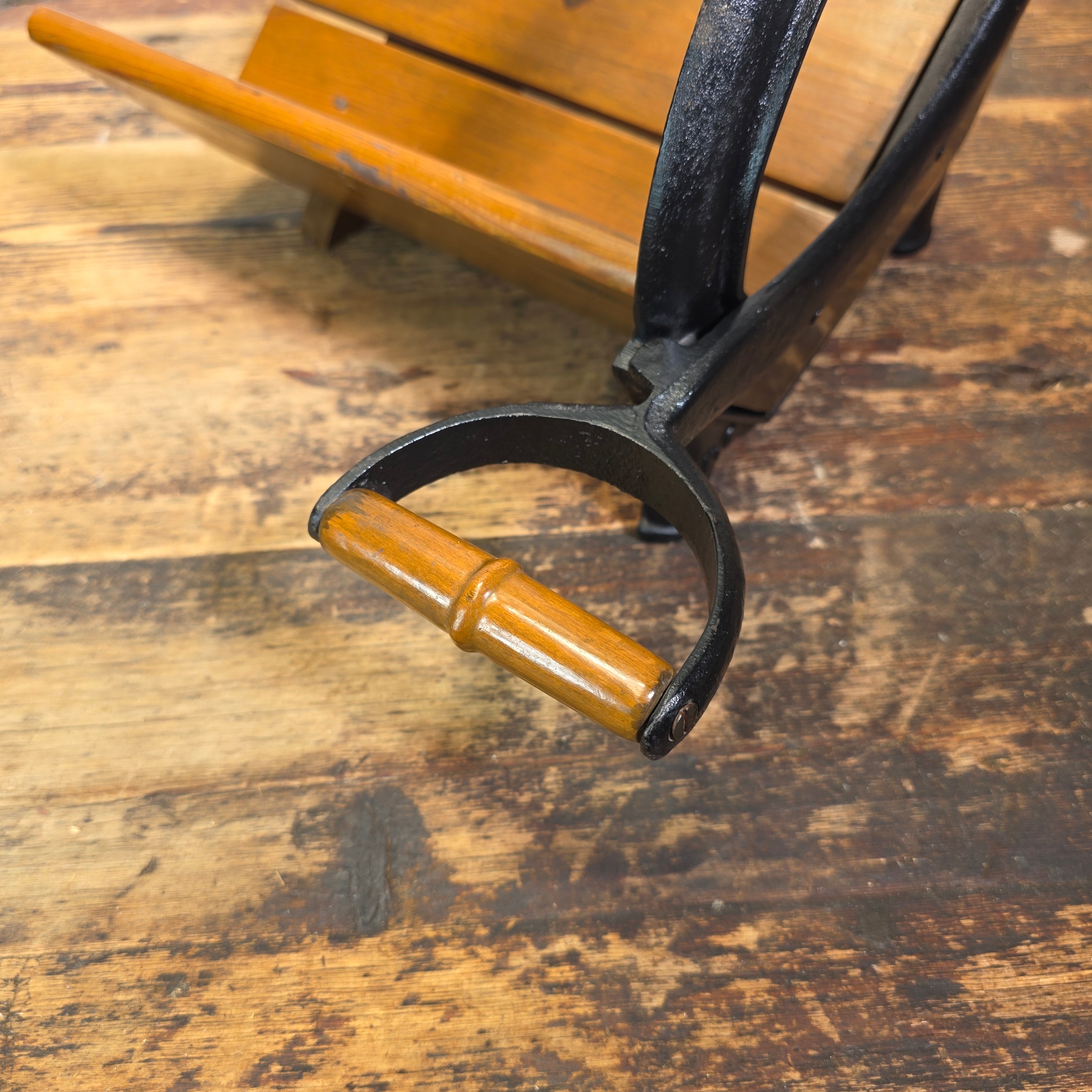 Rare Early VOSS No 6 Bread Slicer Restored Cast Iron Antique Wood Denmark Cutter
