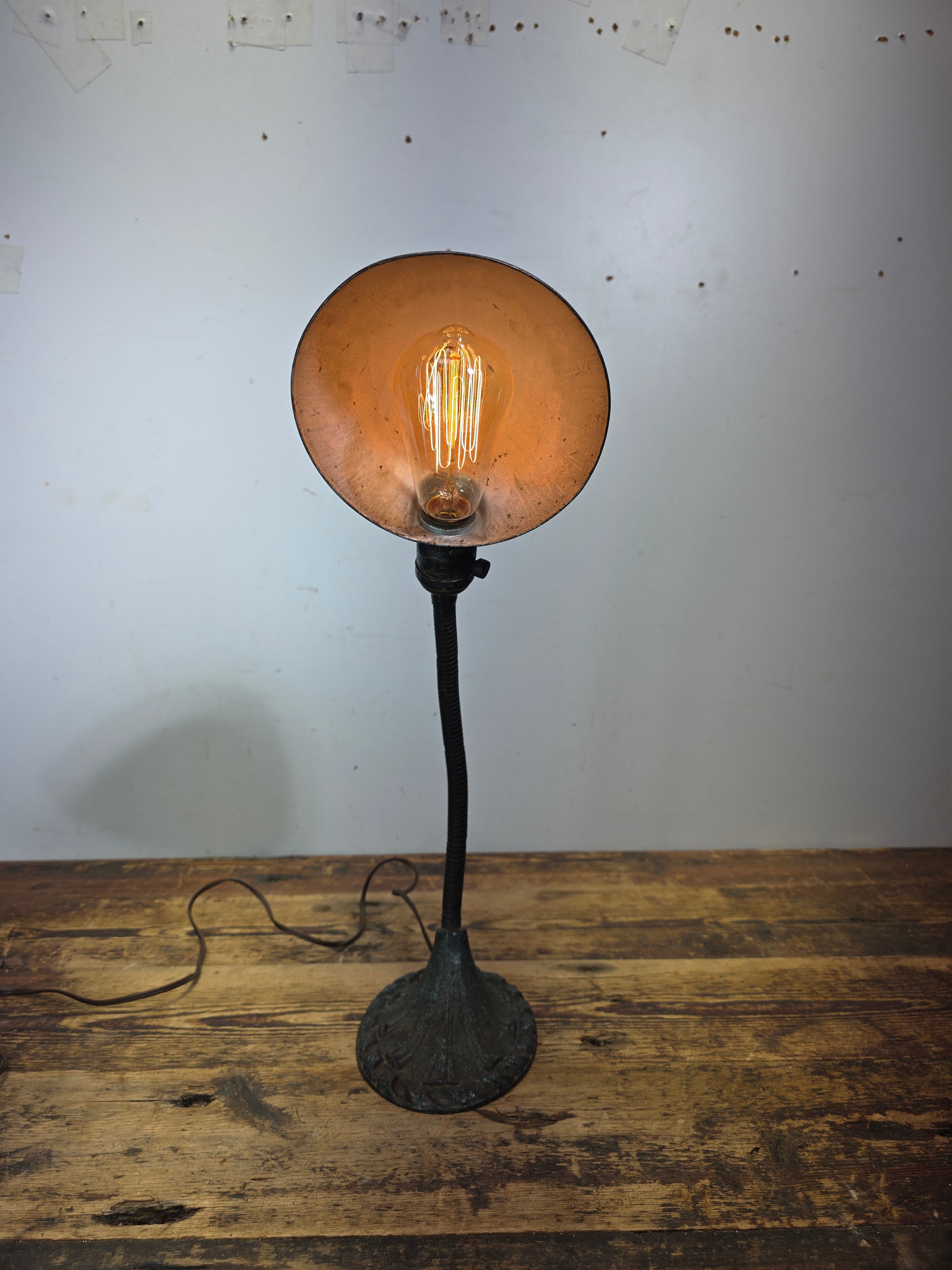 Vintage Aladdin Gooseneck Desk Lamp Cast Iron Art Deco Wall Mount 0523