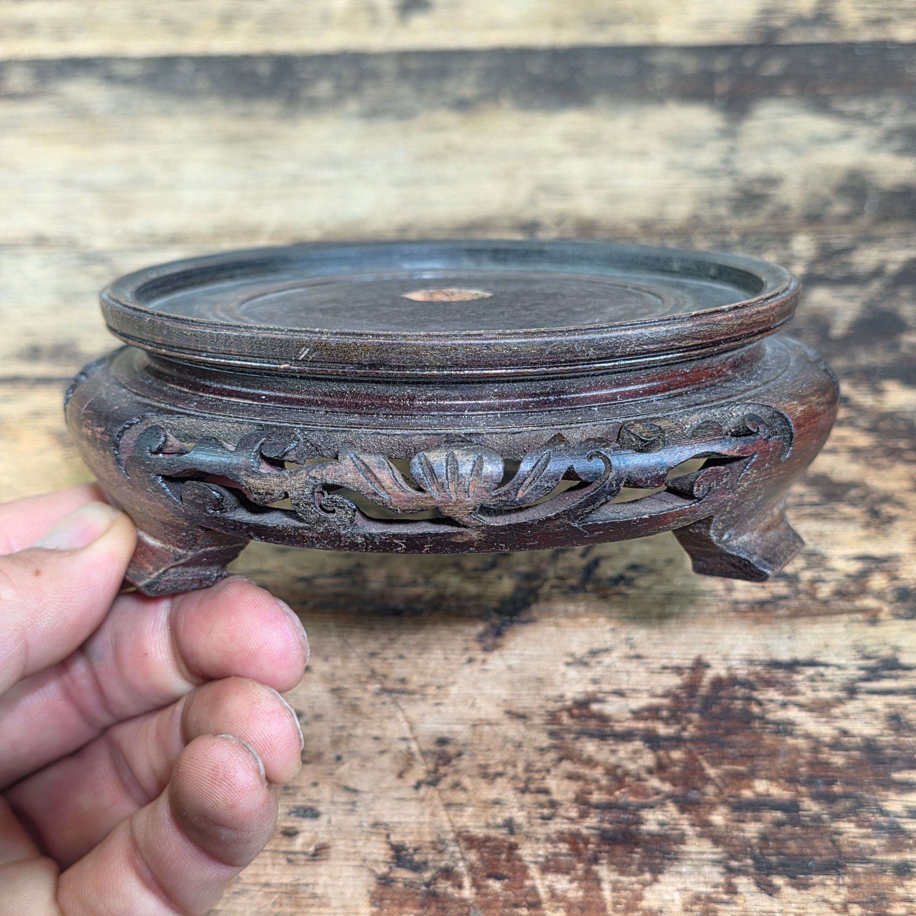 Vintage Chinese Wood Display Stand Round Carved Antique Vase Ginger Jar Base 4"