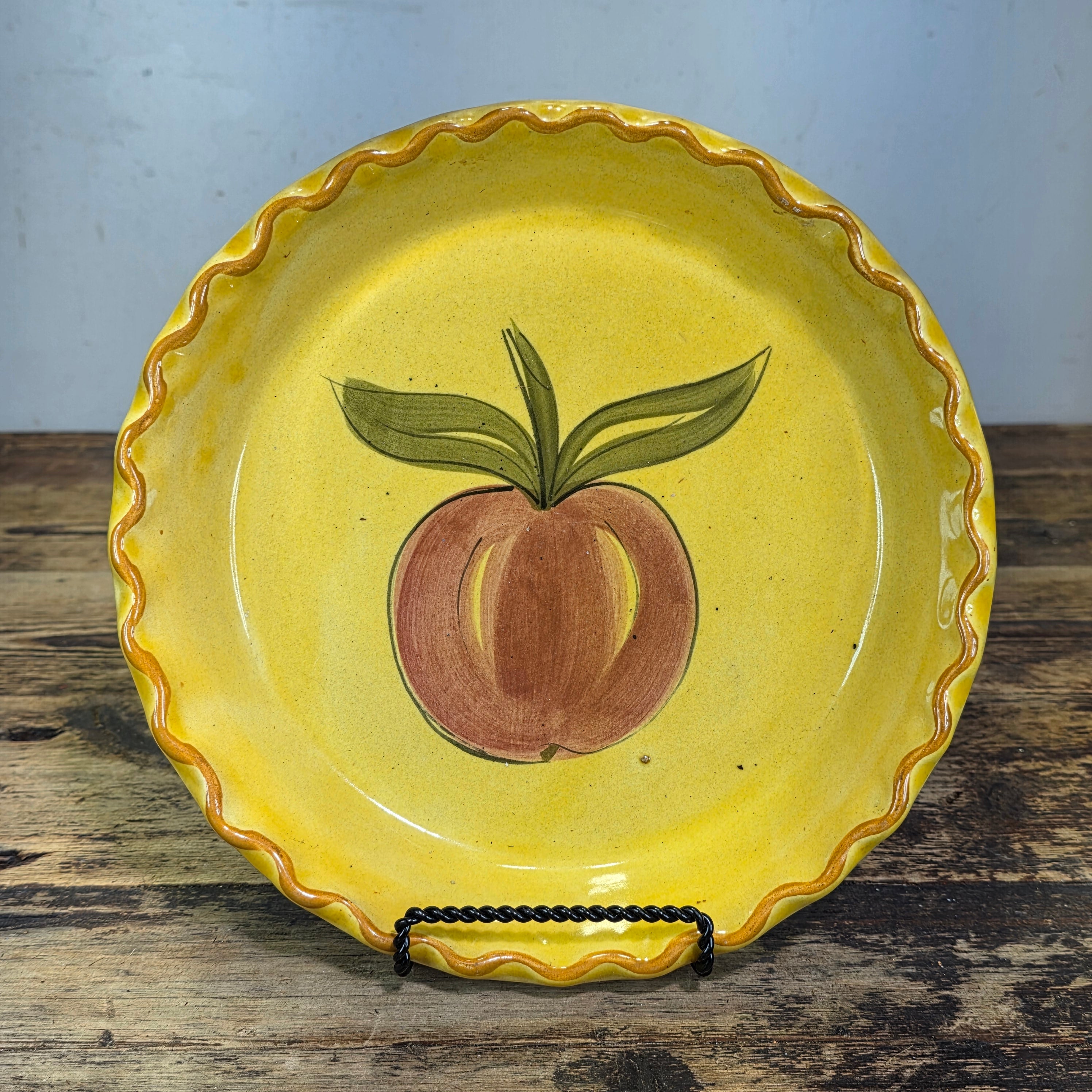 Vintage 1971 Los Angeles Potteries Yellow Pie Dish Peach Fruit Ceramic Pan 630