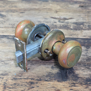Vintage Kwikset Brass Door Knob Set Latch Hardware Mid-Century MCM Retro 2-3/8”