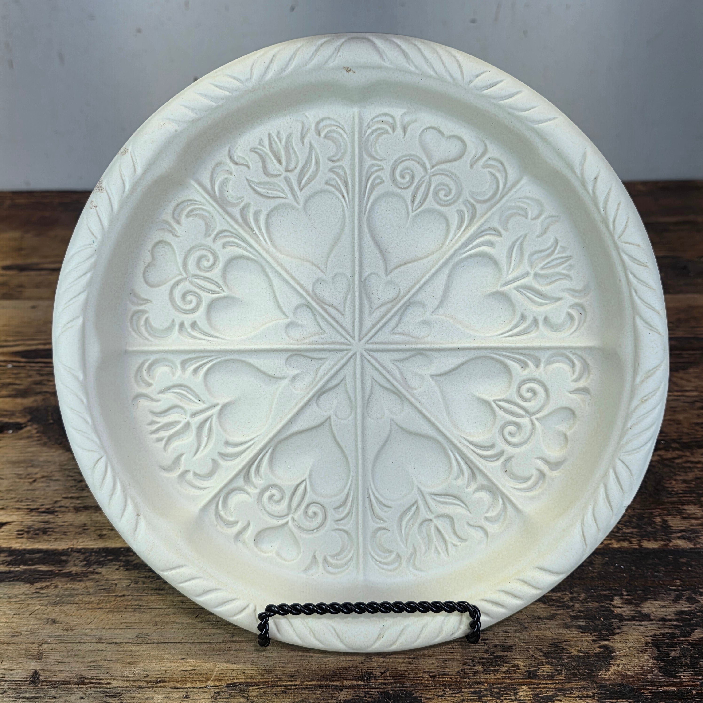 Vintage Hartstone Shortbread Mold Heart Floral Stoneware Baking Pan Pottery 10"