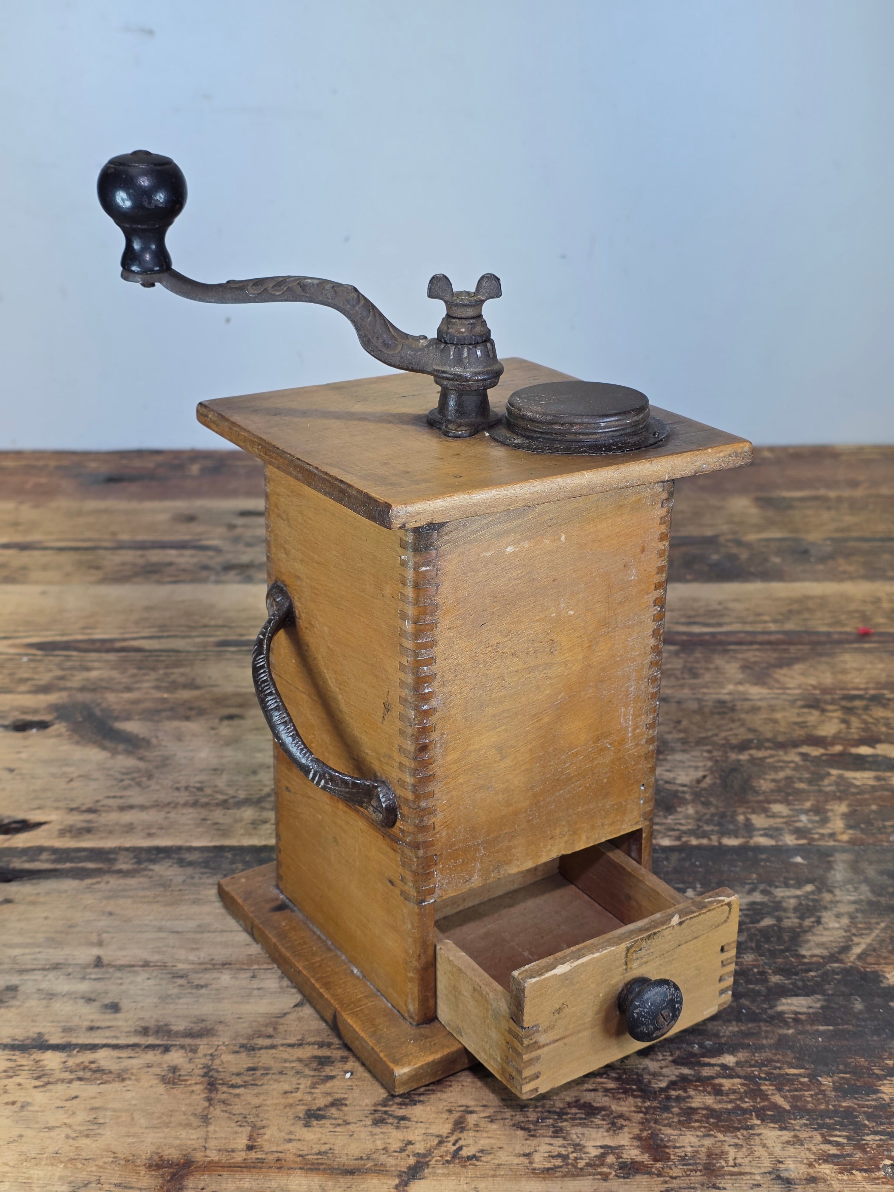 Antique Coffee Grinder Assist Handle Wood Box Cast Iron Hand Crank Ornate 1900s