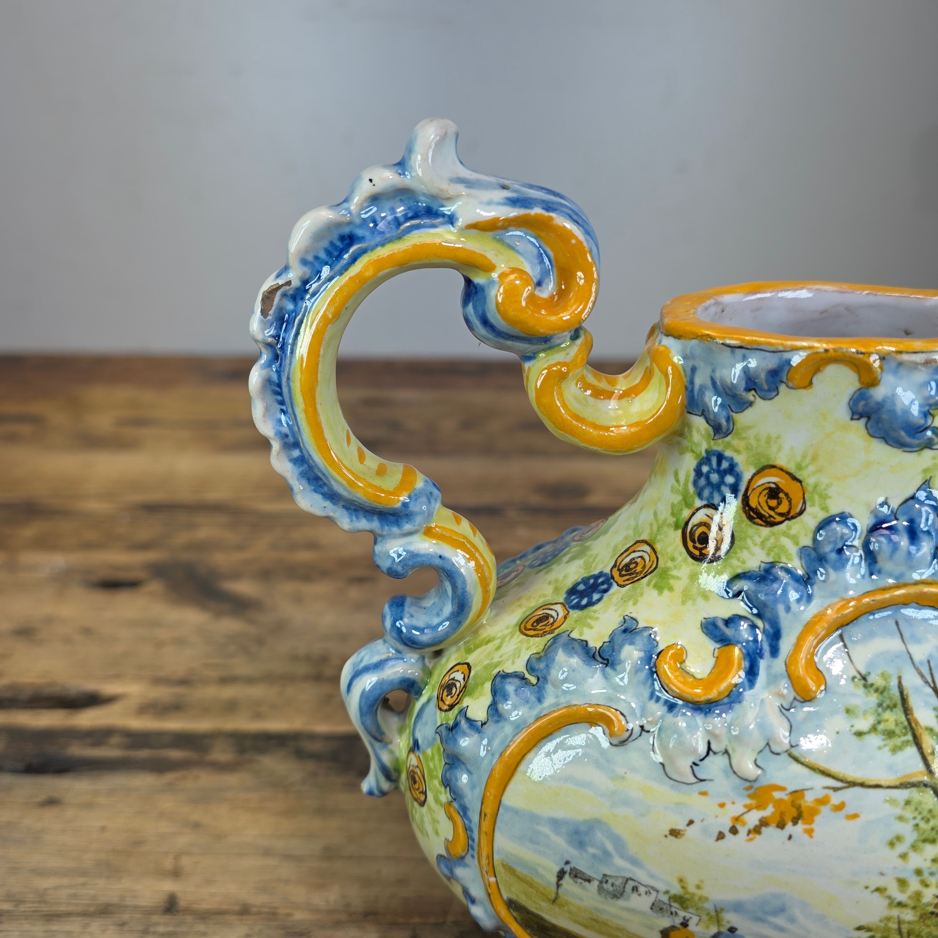 Vintage Italian Majolica Lidded Urn Vase Hand Painted Istoriato Pot Handle M (Damage)