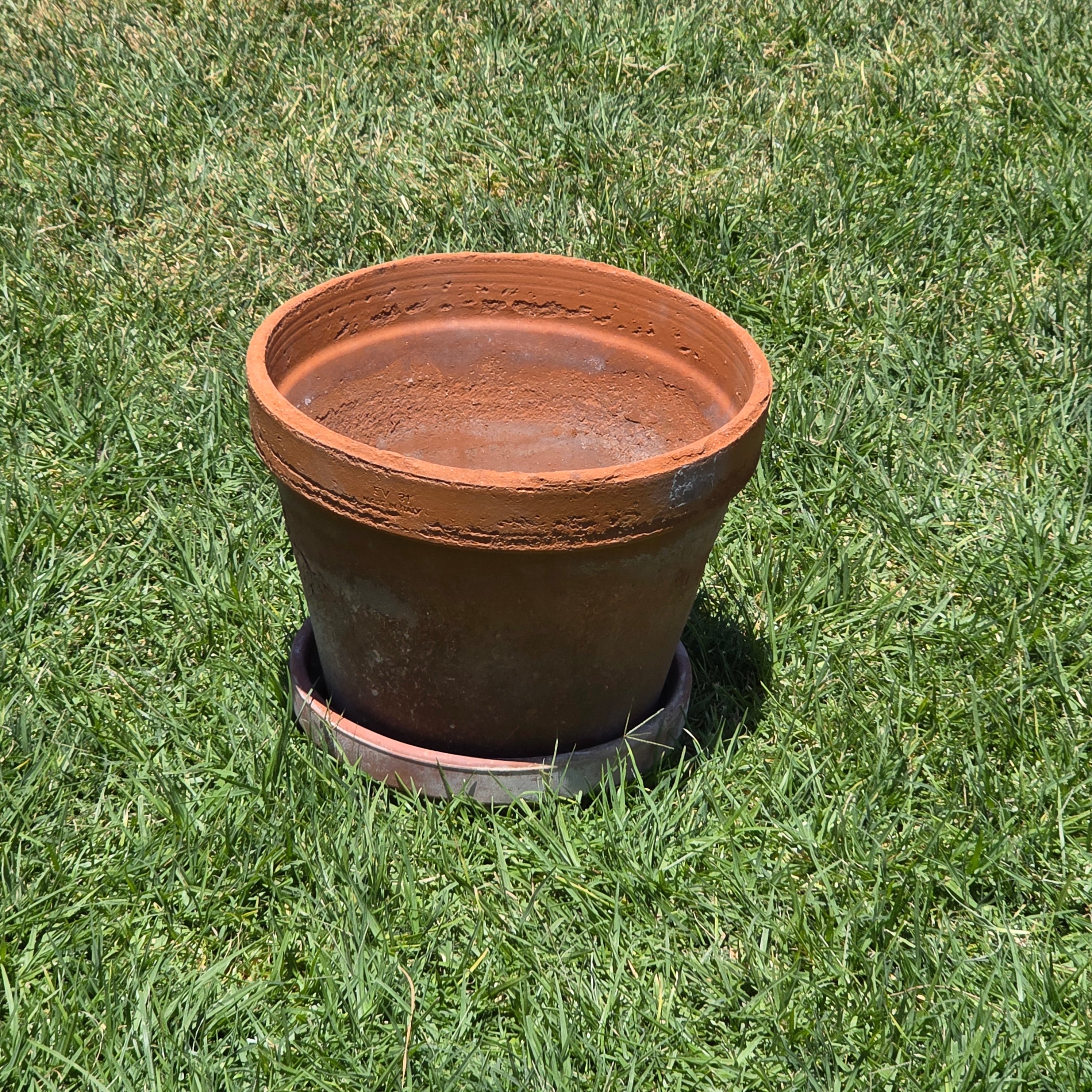 Share Vintage Italian Terracotta Planter Pot Saucer Large EV31 Rustic Shabby Chic