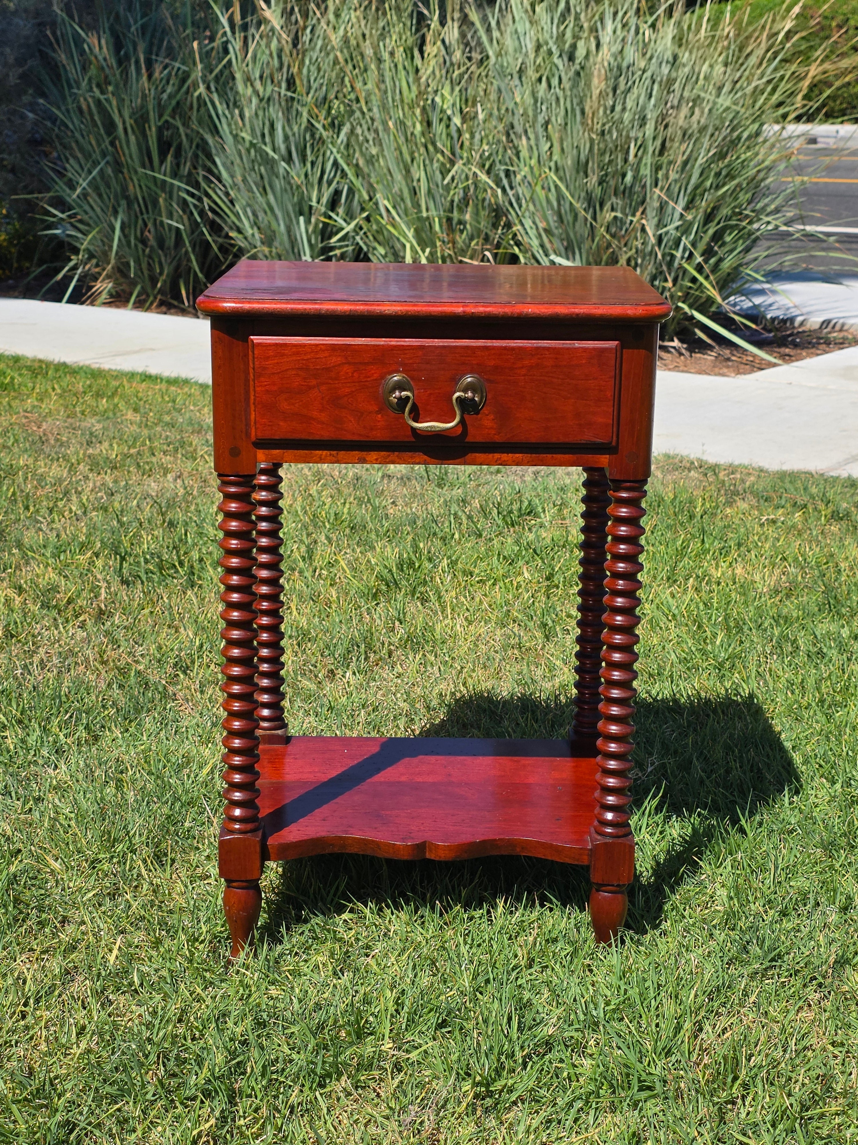 Vintage Pennsylvania House Bobbin Leg Nightstand End Table Colonial Solid Wood