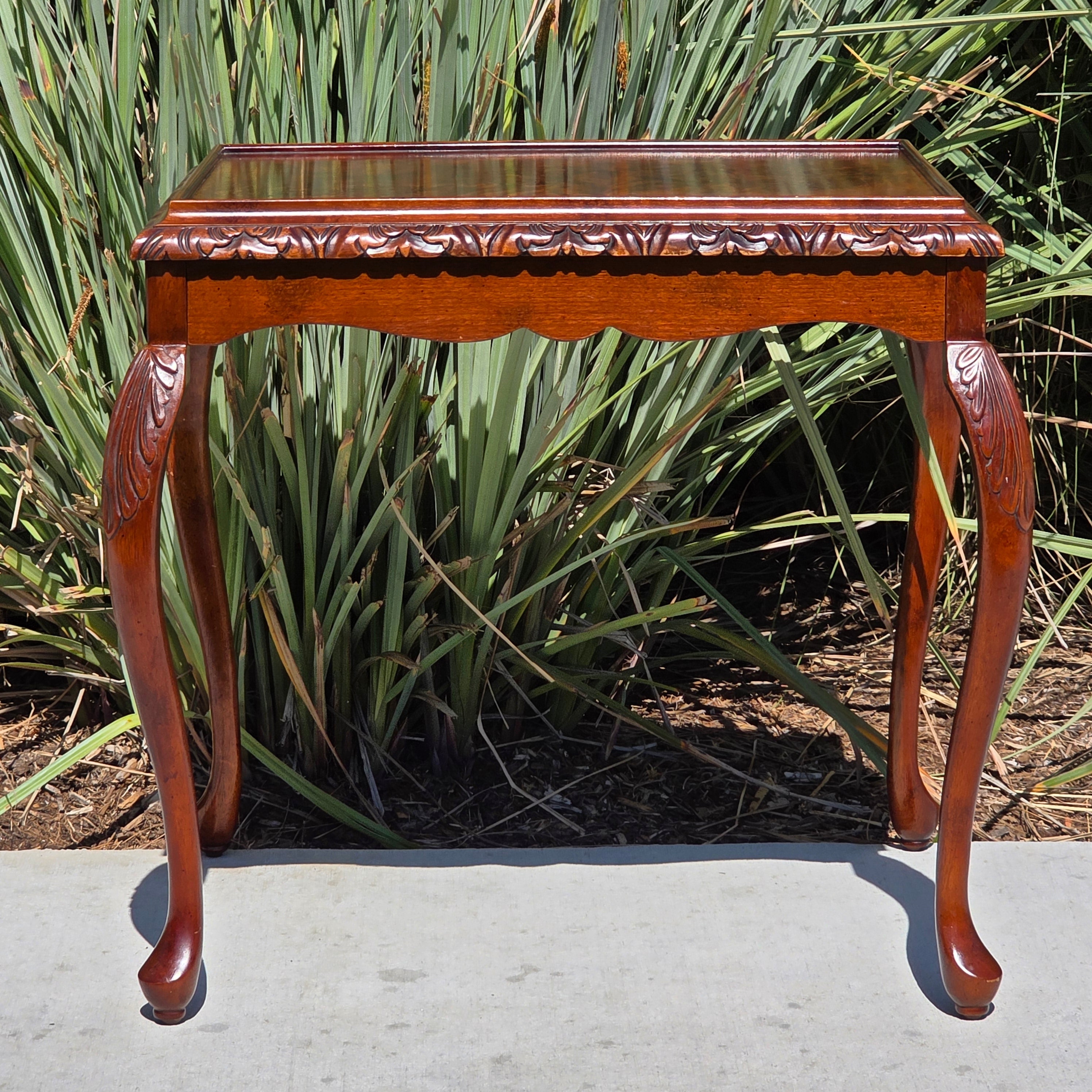 Vintage Bombay Company Burl Wood Tray Top End Side Table Queen Anne Carved 2002