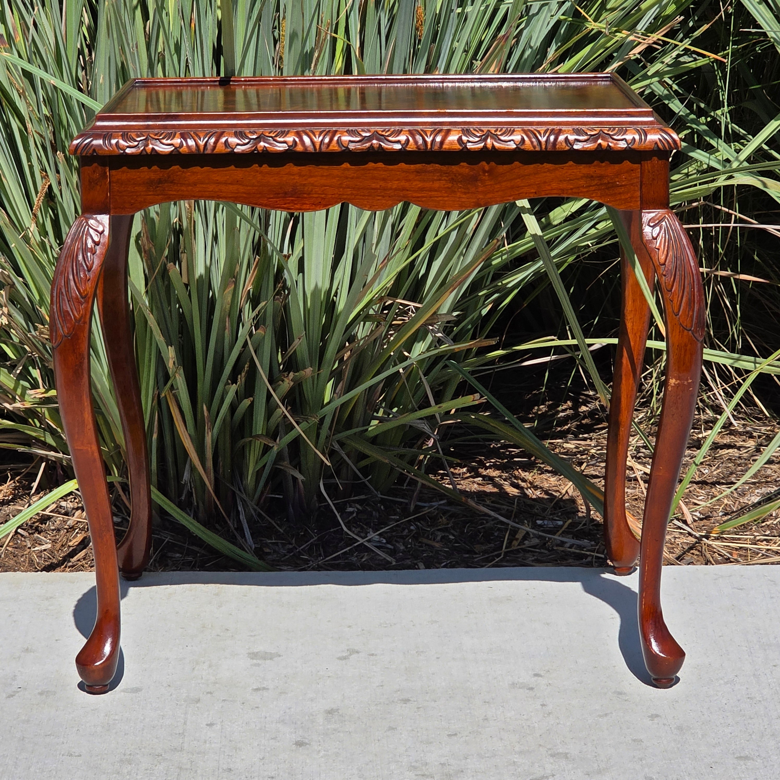 Vintage Bombay Company Burl Wood Tray Top End Side Table Queen Anne Carved 2002
