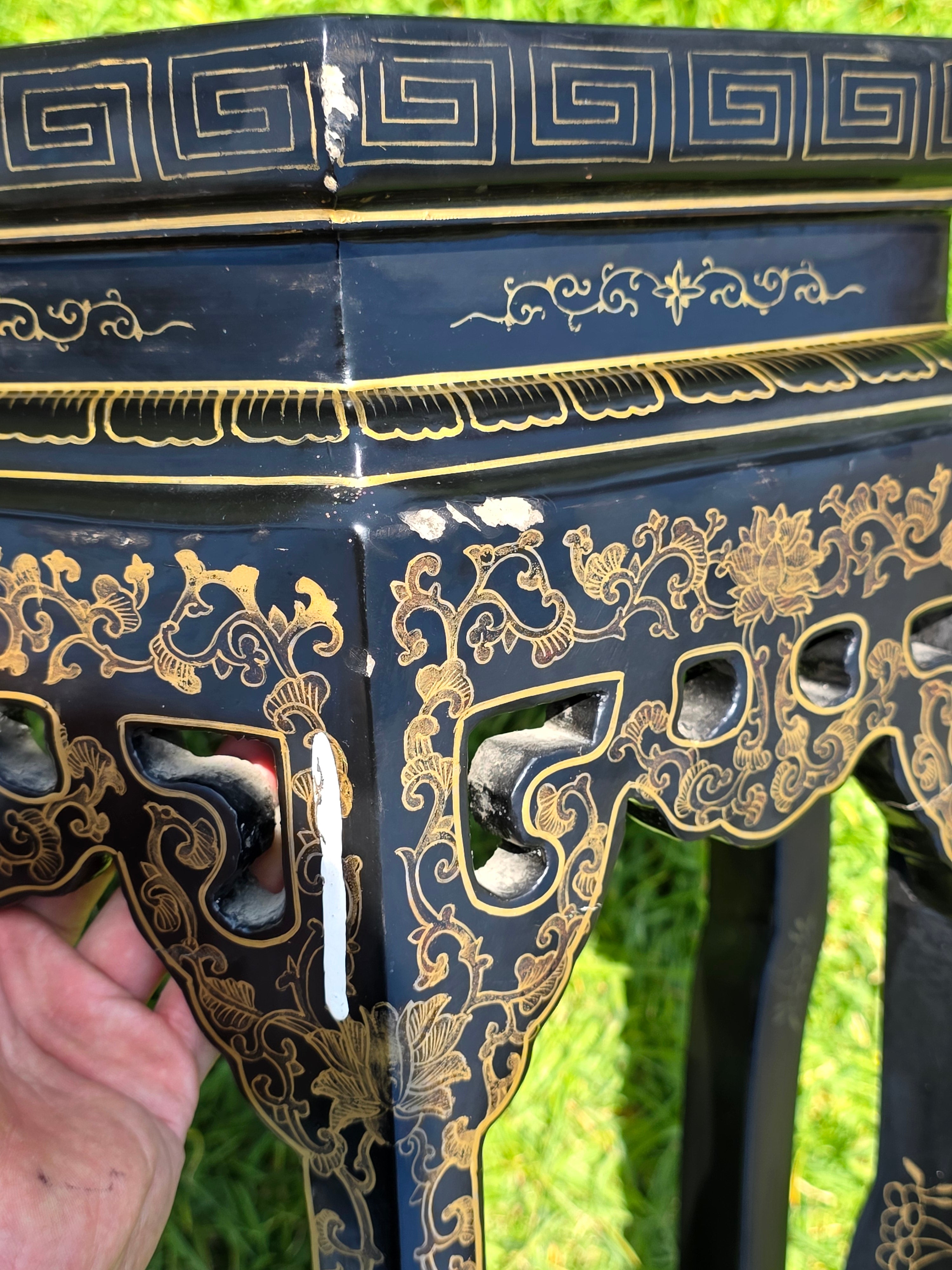 Vintage Chinese Cloisonne Inlay Black Lacquer Gold Plant Stand Table Jinlong