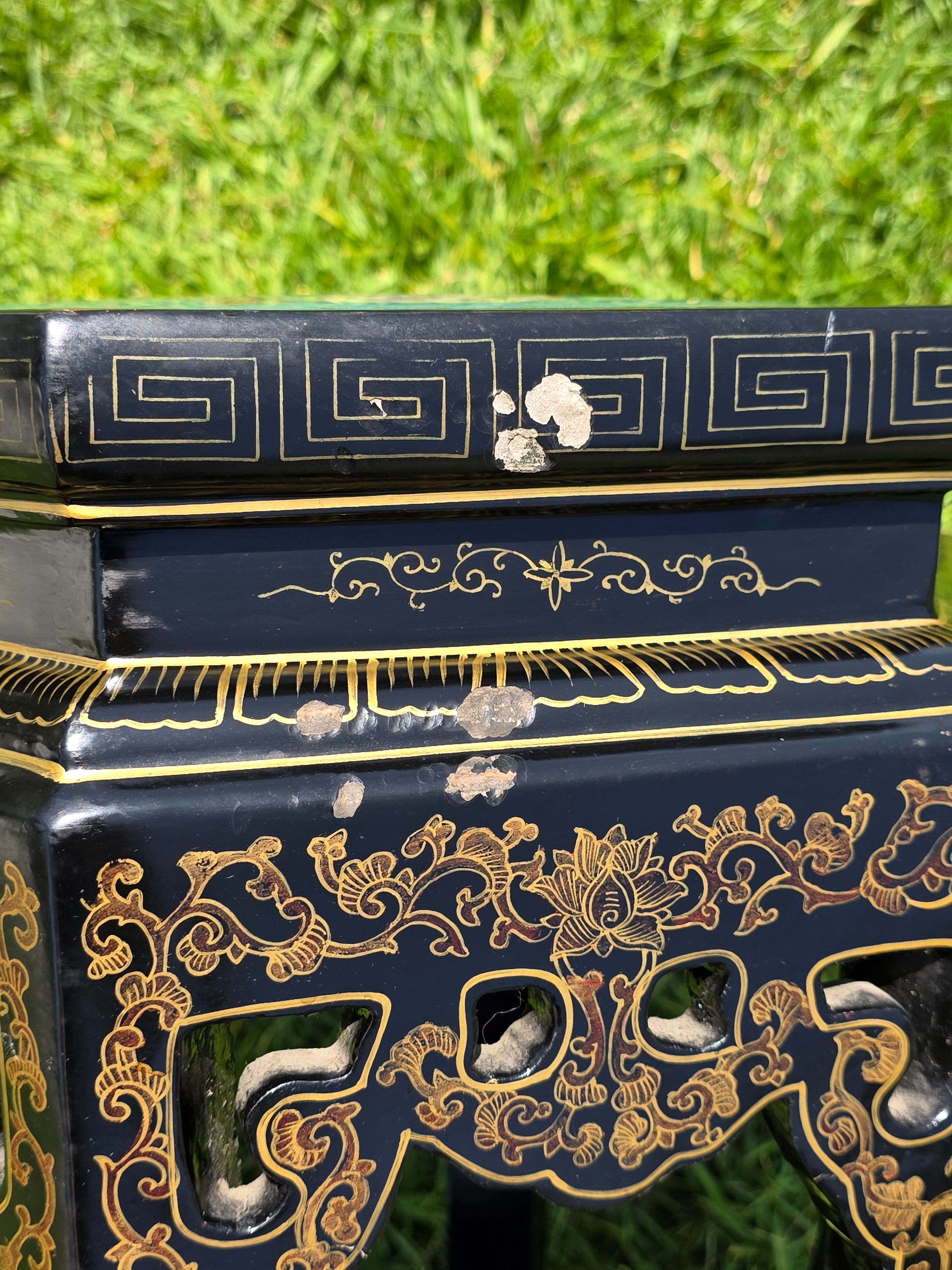 Vintage Chinese Cloisonne Inlay Black Lacquer Gold Plant Stand Table Jinlong