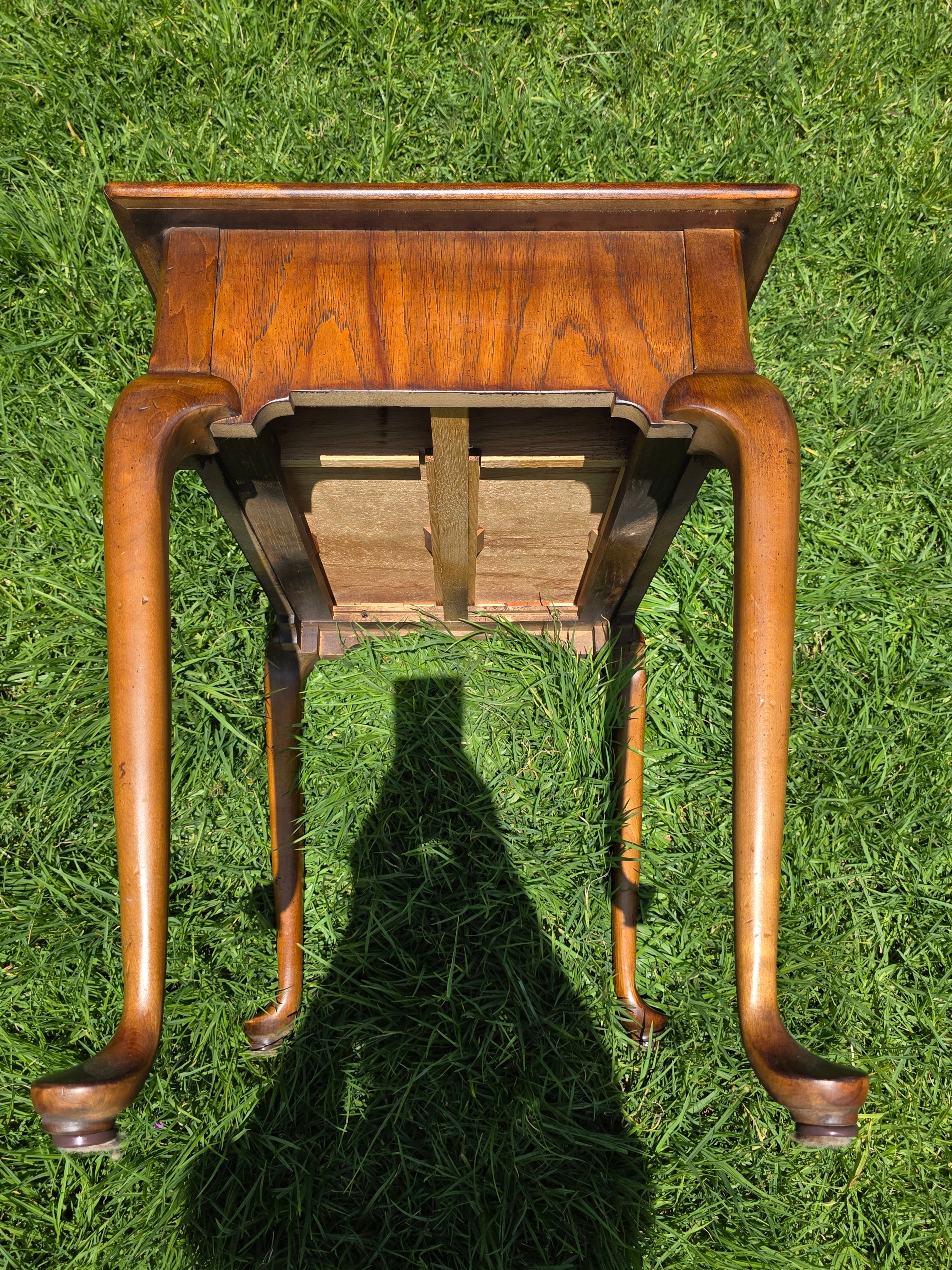 Local Pickup/ Pair Vintage Hekman Queen Anne End Side Tables Burl Wood Walnut Cabriole Legs