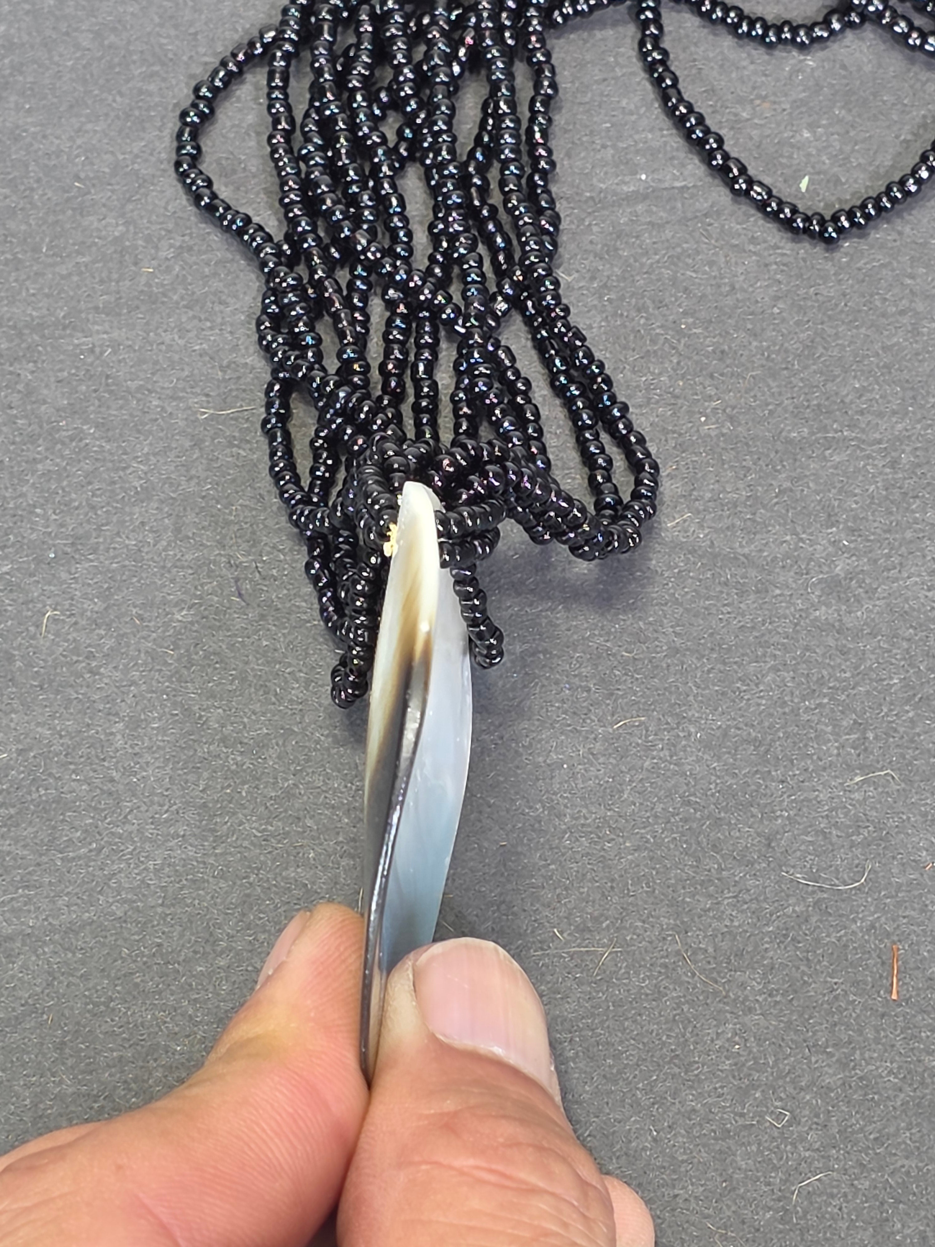 Island Sense Black Mother of Pearl Shell Necklace Multi Strand Seed Bead Hawaii
