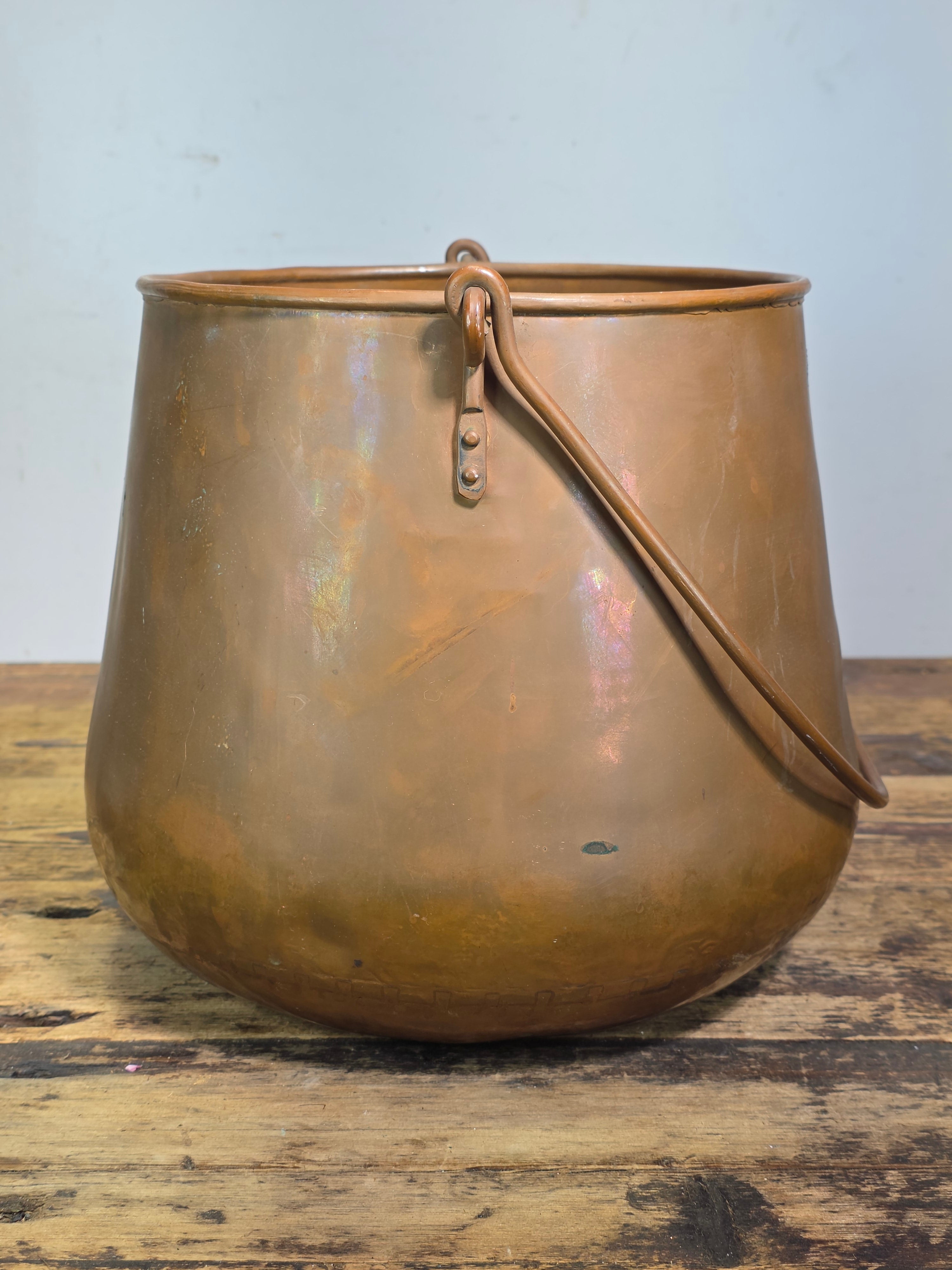 Vtg Holland Copper Cauldron Pot Large Fireplace Coal Bucket Planter Bail Handle