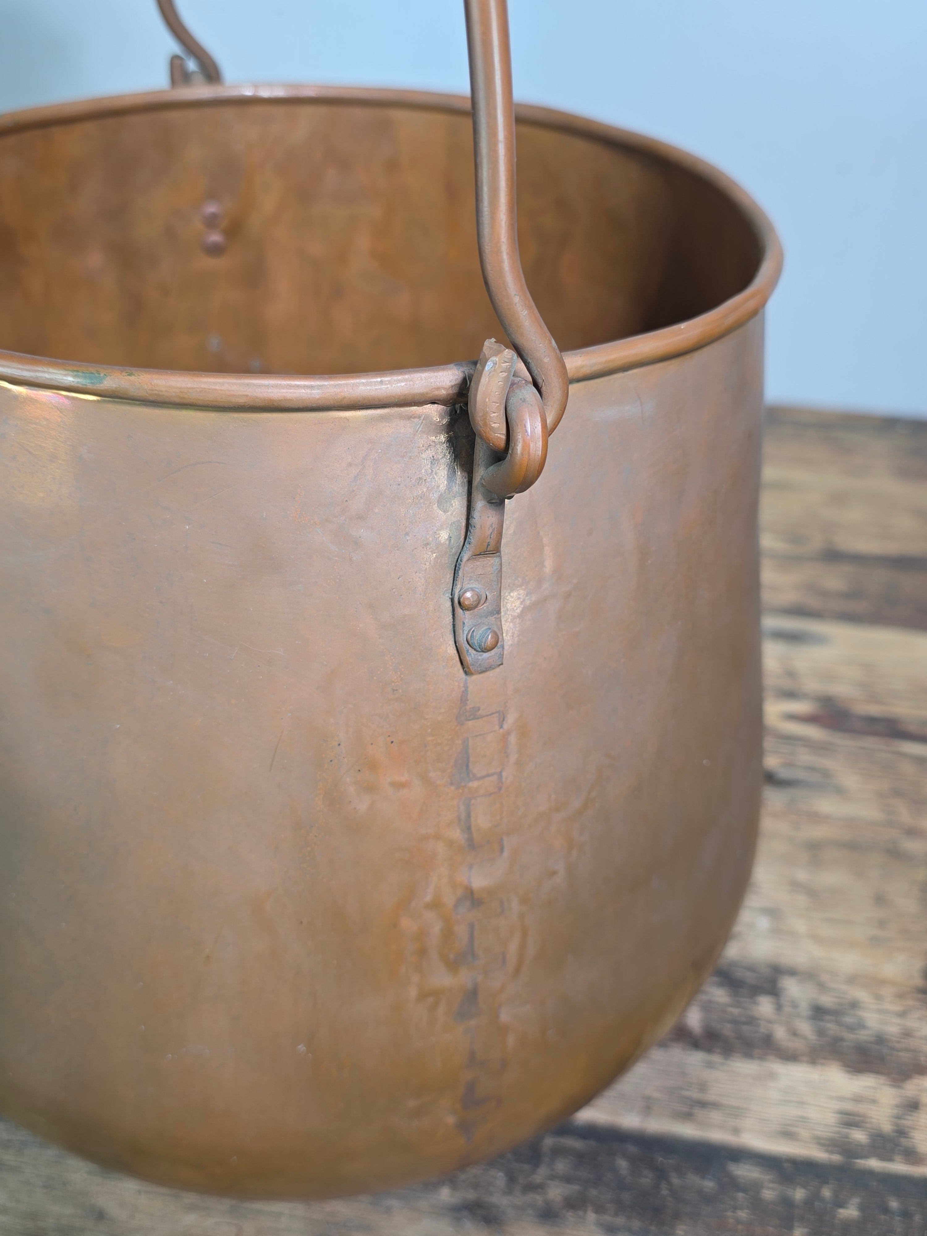 Vtg Holland Copper Cauldron Pot Large Fireplace Coal Bucket Planter Bail Handle