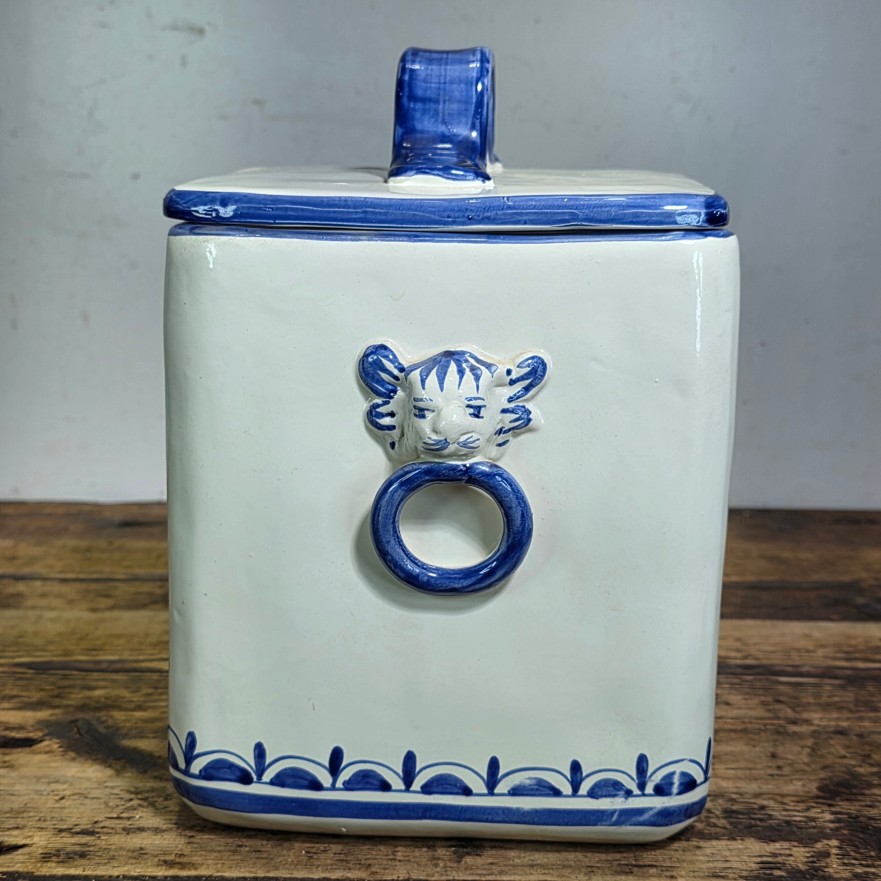 J Peterman Italy Majolica Biscotti Jar Vintage Ceramic Blue White Lion Cookie