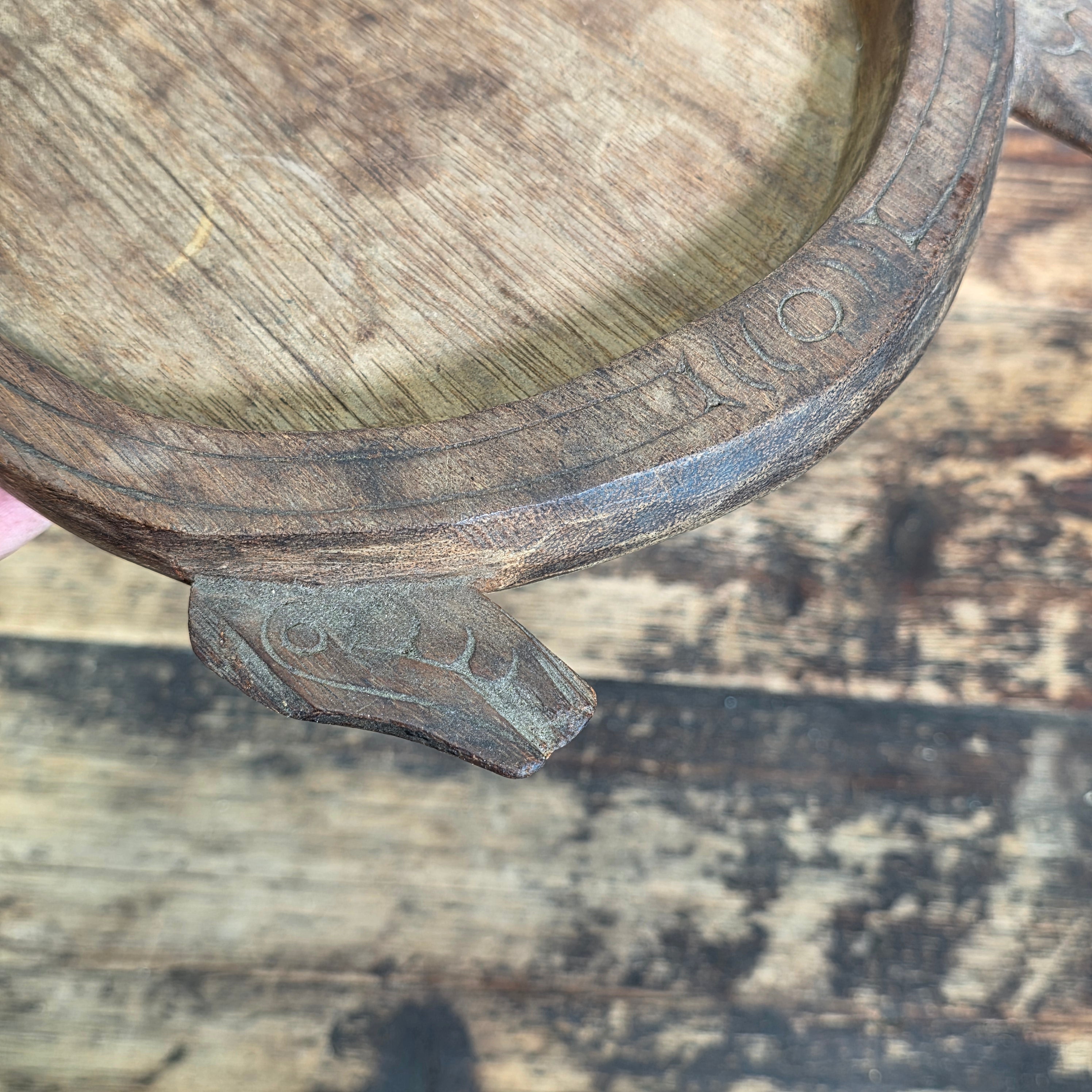 Vintage Hand Carved Wood Turtle Bowl Primitive Tribal Parat Dough Tray Wabi Sabi