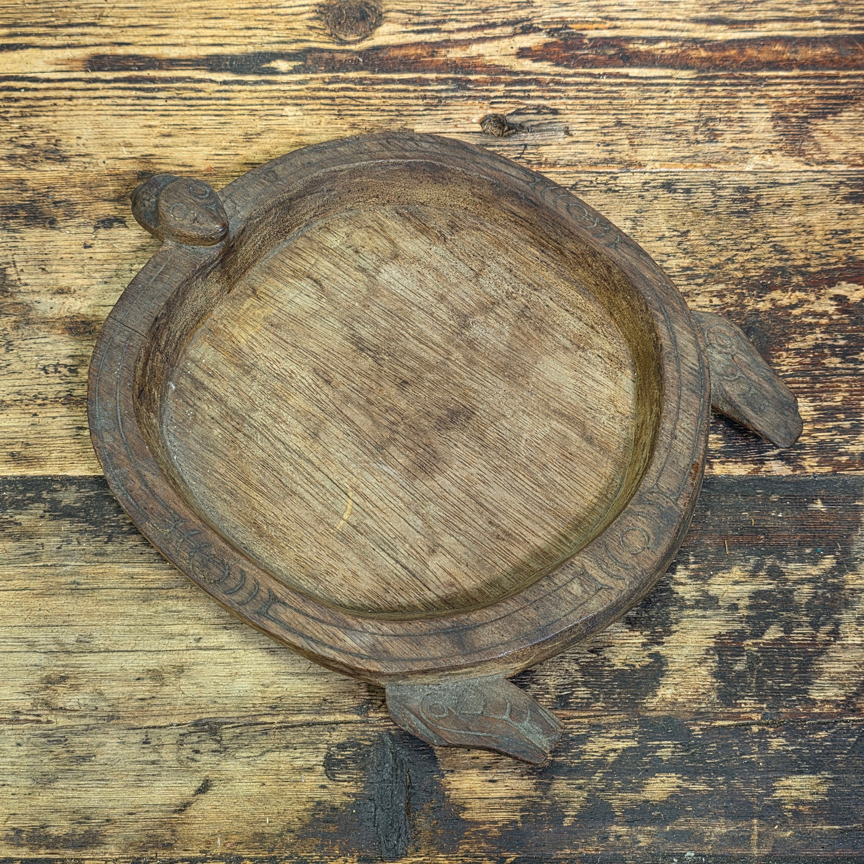 Vintage Hand Carved Wood Turtle Bowl Primitive Tribal Parat Dough Tray Wabi Sabi