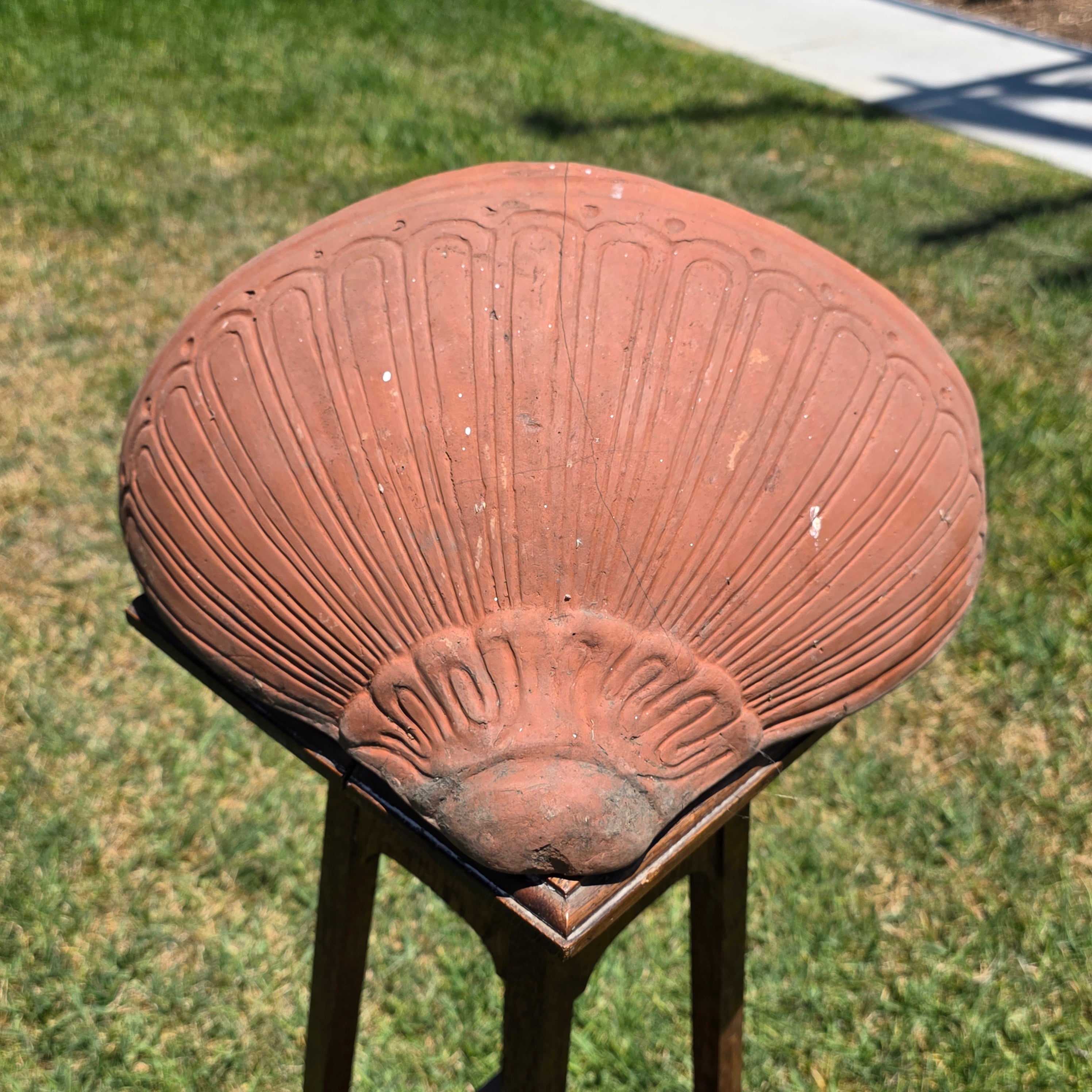 Share Vintage Italian Terracotta Wall Pocket Planter Sconce Hanging Shell Pot 16" (As-Is)