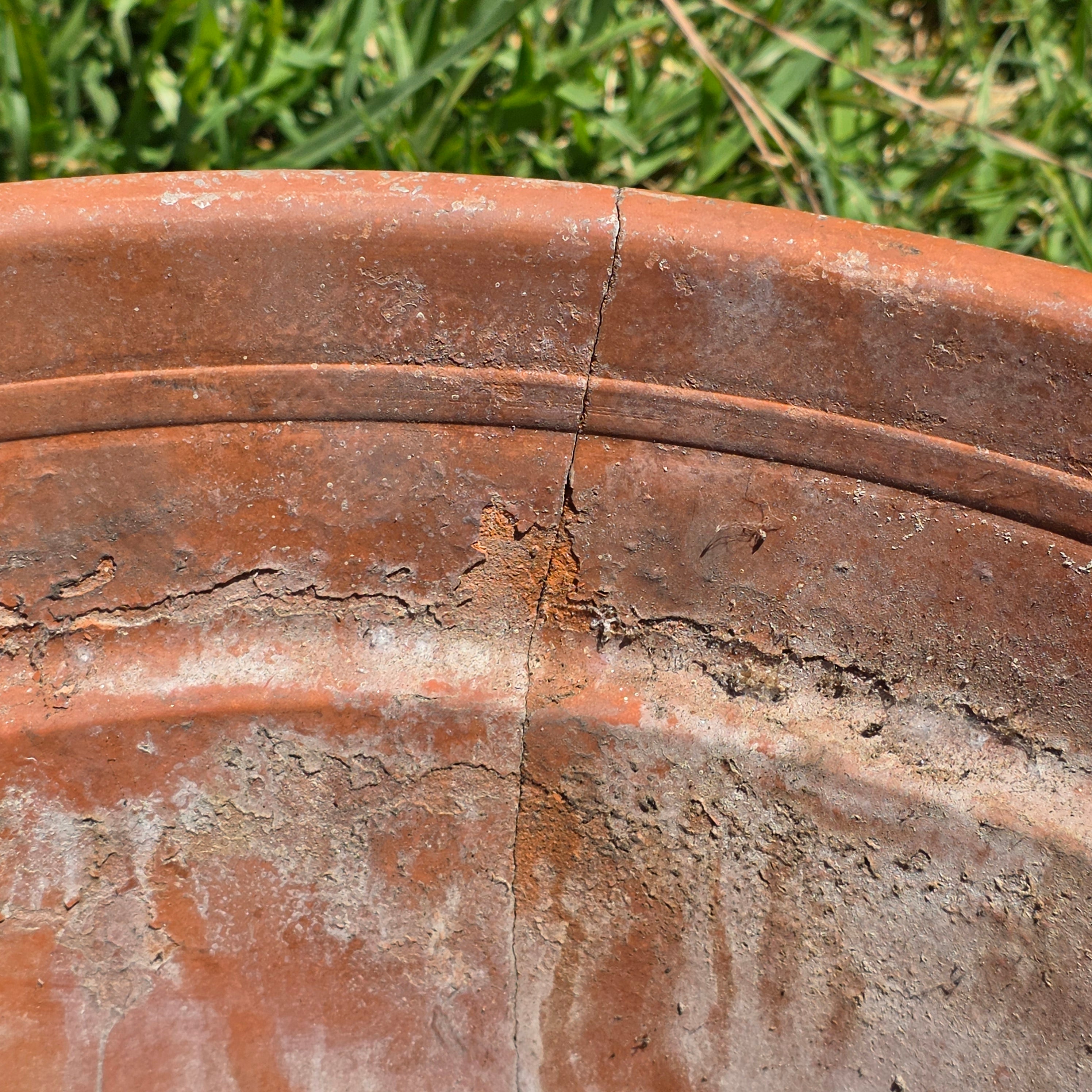 Share Vintage 1980s Terracotta Garden Planter Pot VA-TRE Vaserie Trevigiane Italy 15" (Damage)