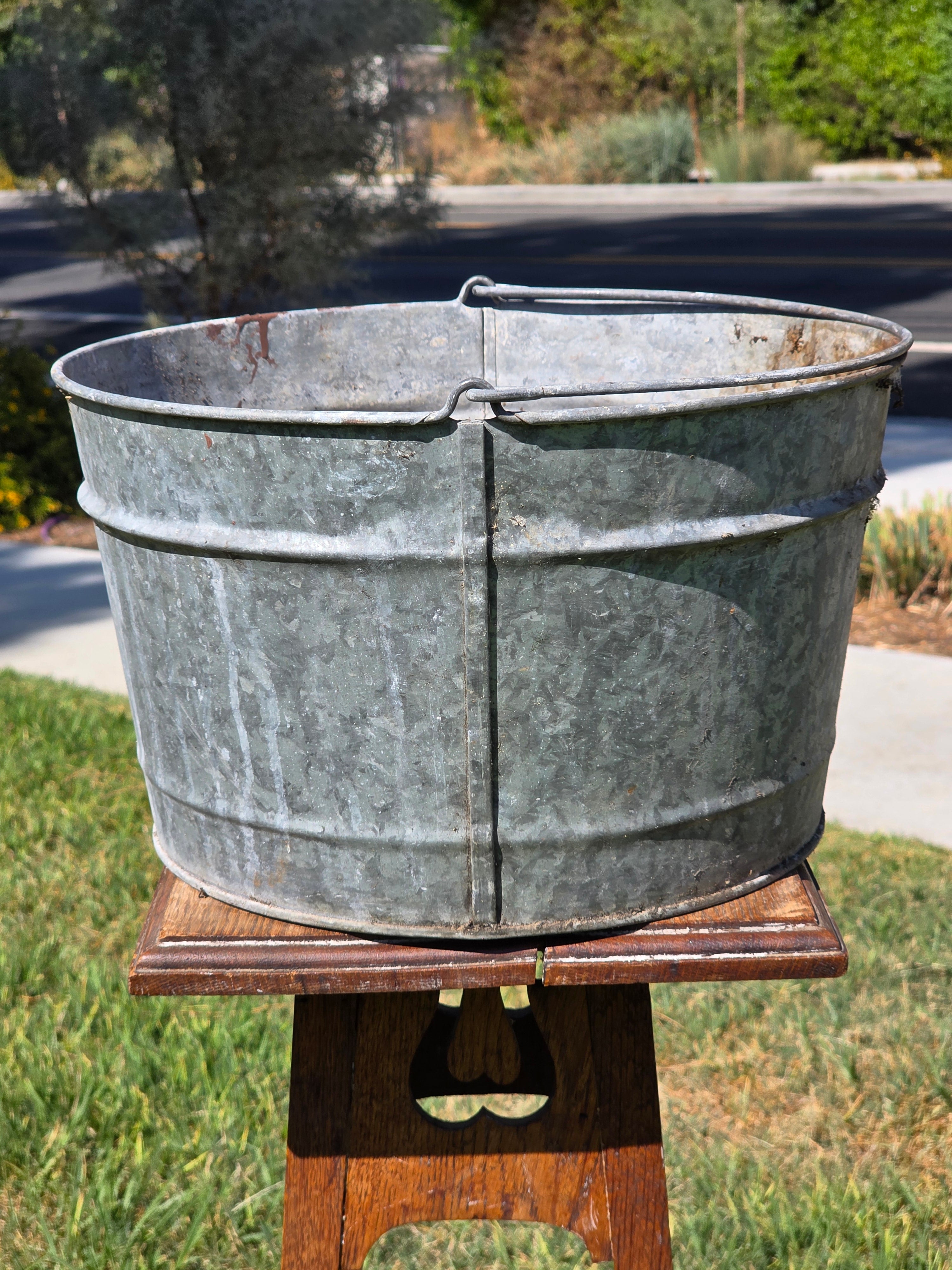 Share Vintage Galvanized Metal Bucket Wash Tub Planter Rustic Farmhouse 14"