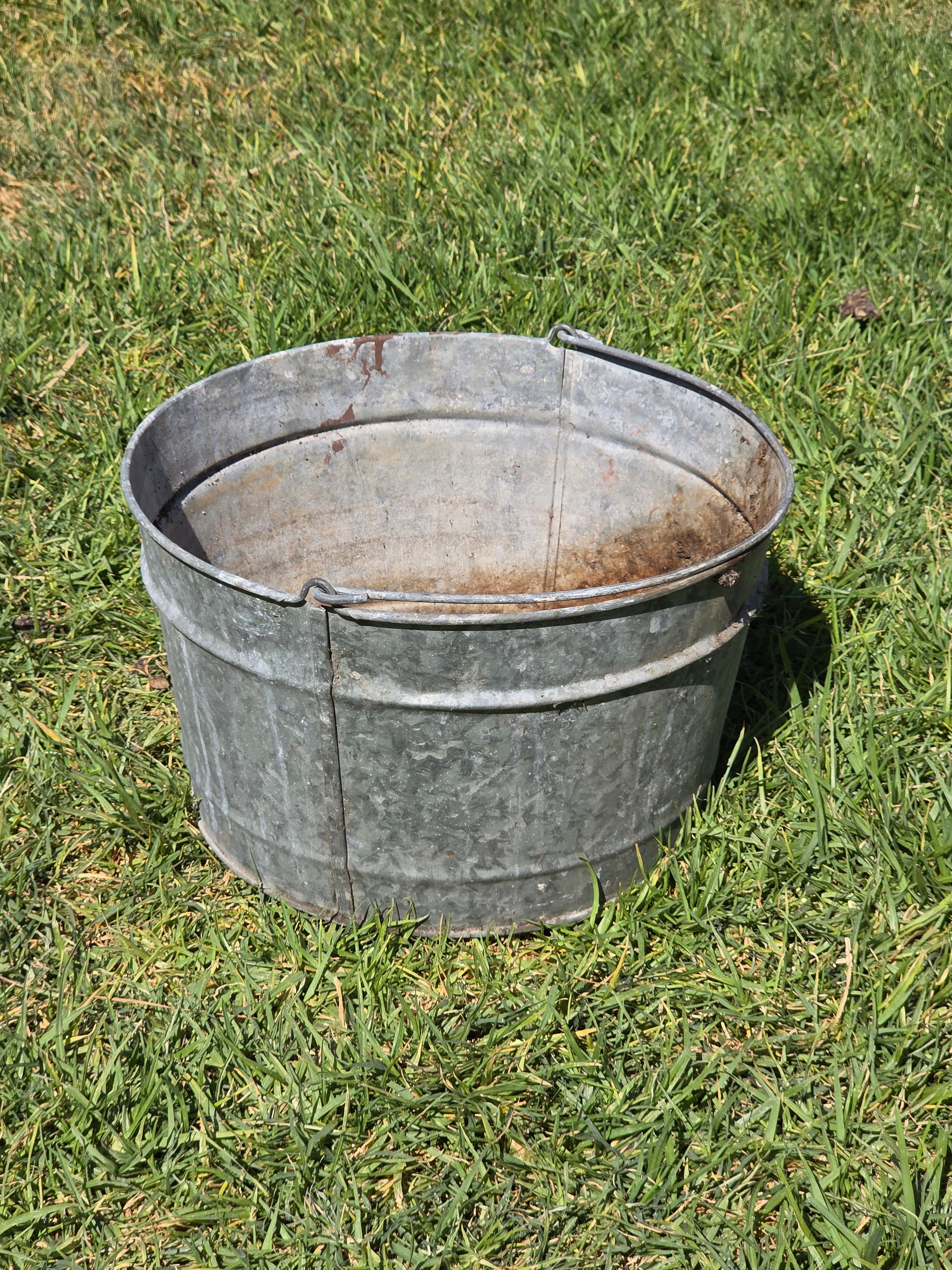 Share Vintage Galvanized Metal Bucket Wash Tub Planter Rustic Farmhouse 14"