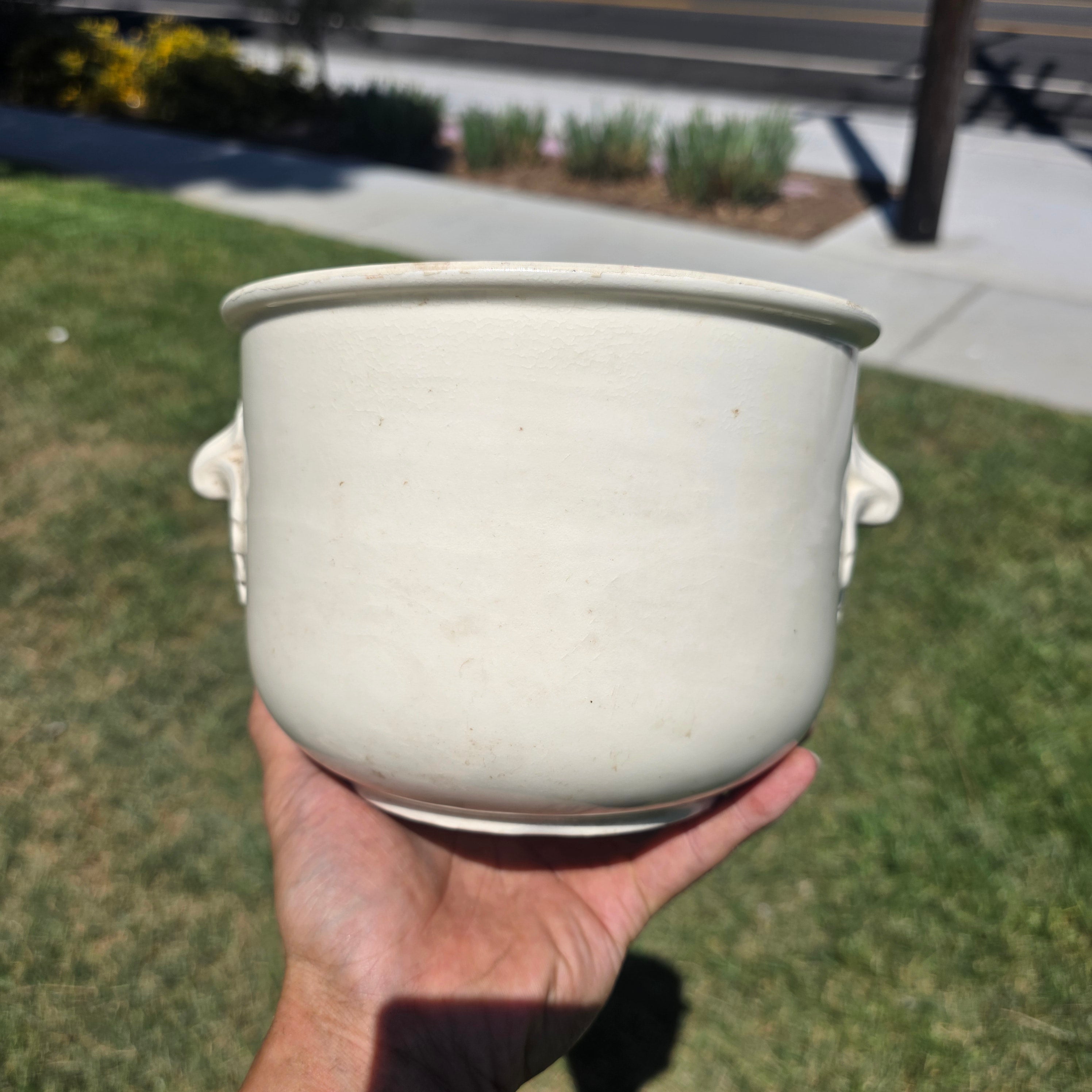 Vintage Czecho-Slovakia White Pottery Planter Cachepot Jardiniere Leaf Handles