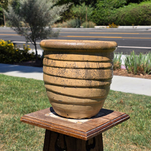 Honey Beige Ribbed Beehive Planter Pot Heavy Glazed Ceramic Farmhouse Garden Decor