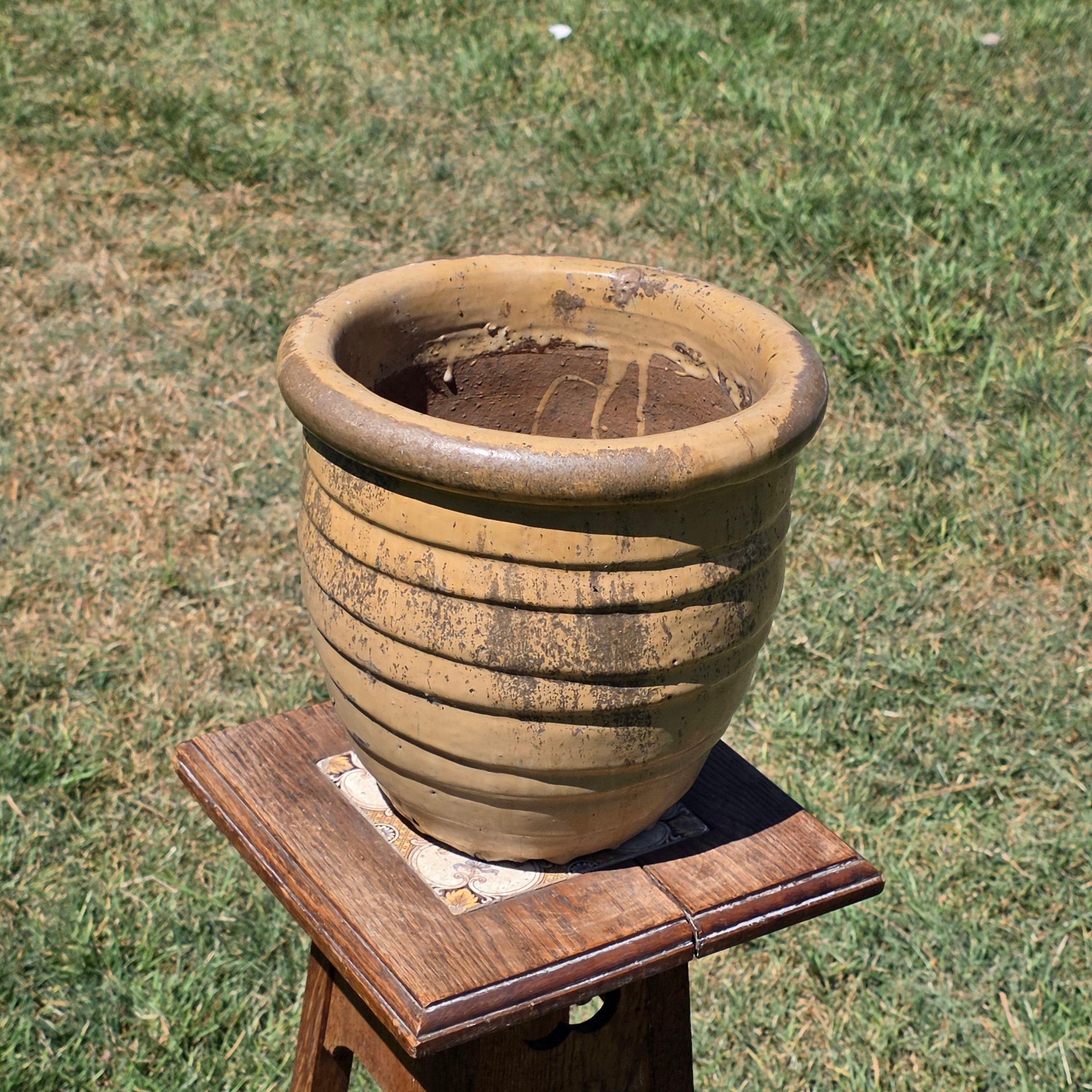 Honey Beige Ribbed Beehive Planter Pot Heavy Glazed Ceramic Farmhouse Garden Decor